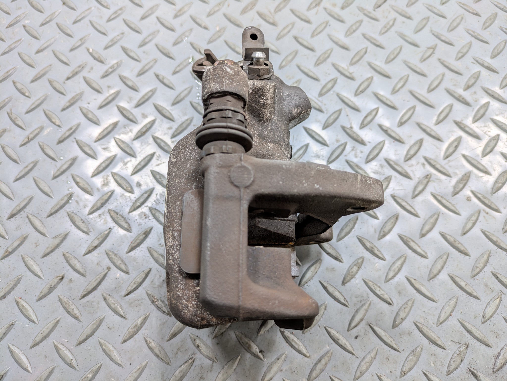 2011 - 2013 OEM MINI COOPER REAR RIGHT PASSENGER SIDE BRAKE CALIPER