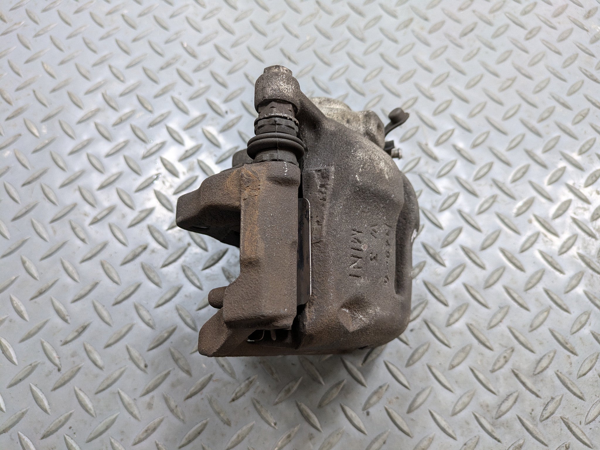 2011 - 2013 OEM MINI COOPER FRONT LEFT DRIVER SIDE BRAKE CALIPER