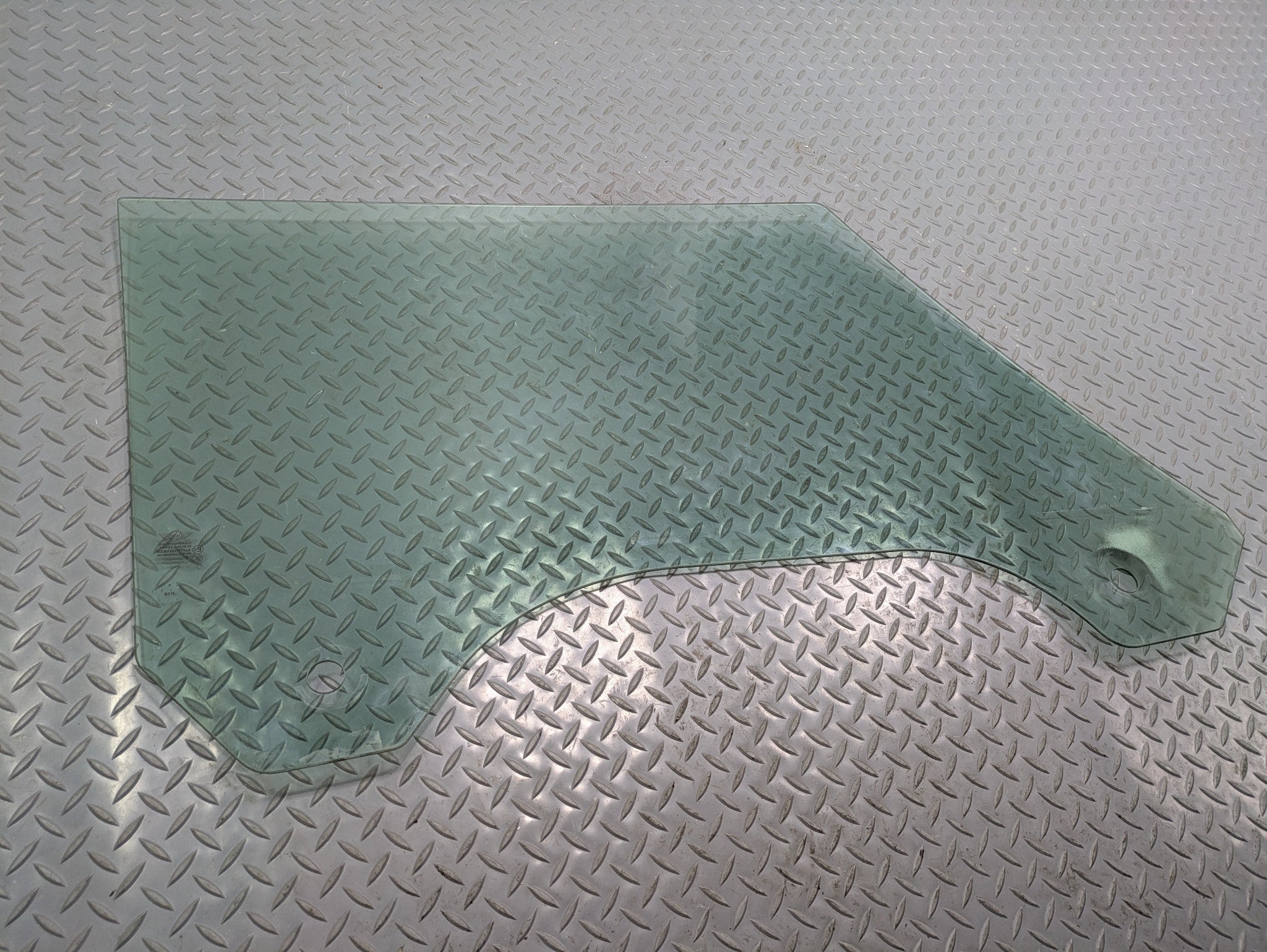 2011 - 2013 OEM MINI COOPER FRONT LEFT DRIVER SIDE DOOR WINDOW GLASS