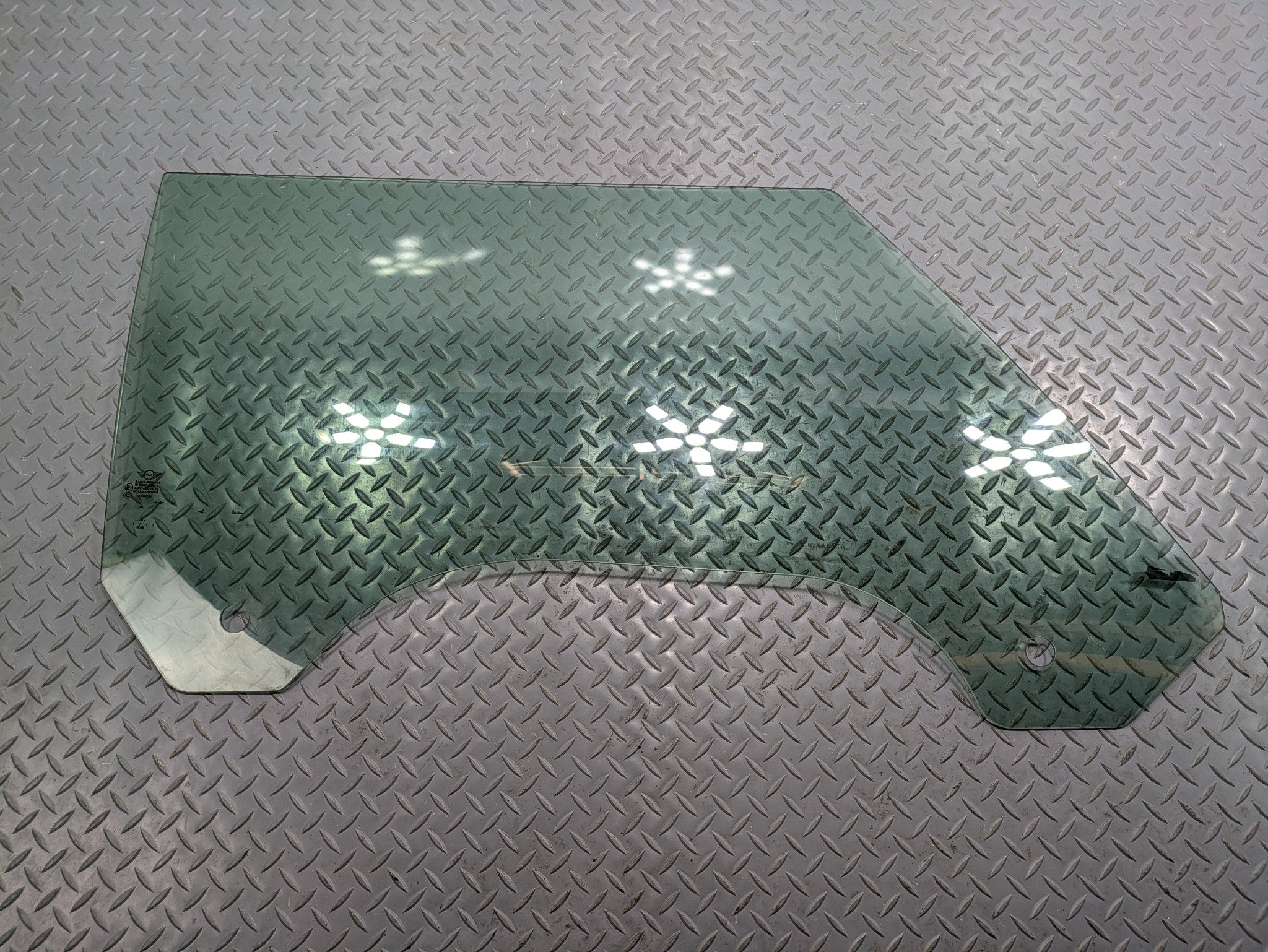 2011 - 2013 OEM MINI COOPER FRONT RIGHT PASSENGER SIDE DOOR WINDOW GLASS