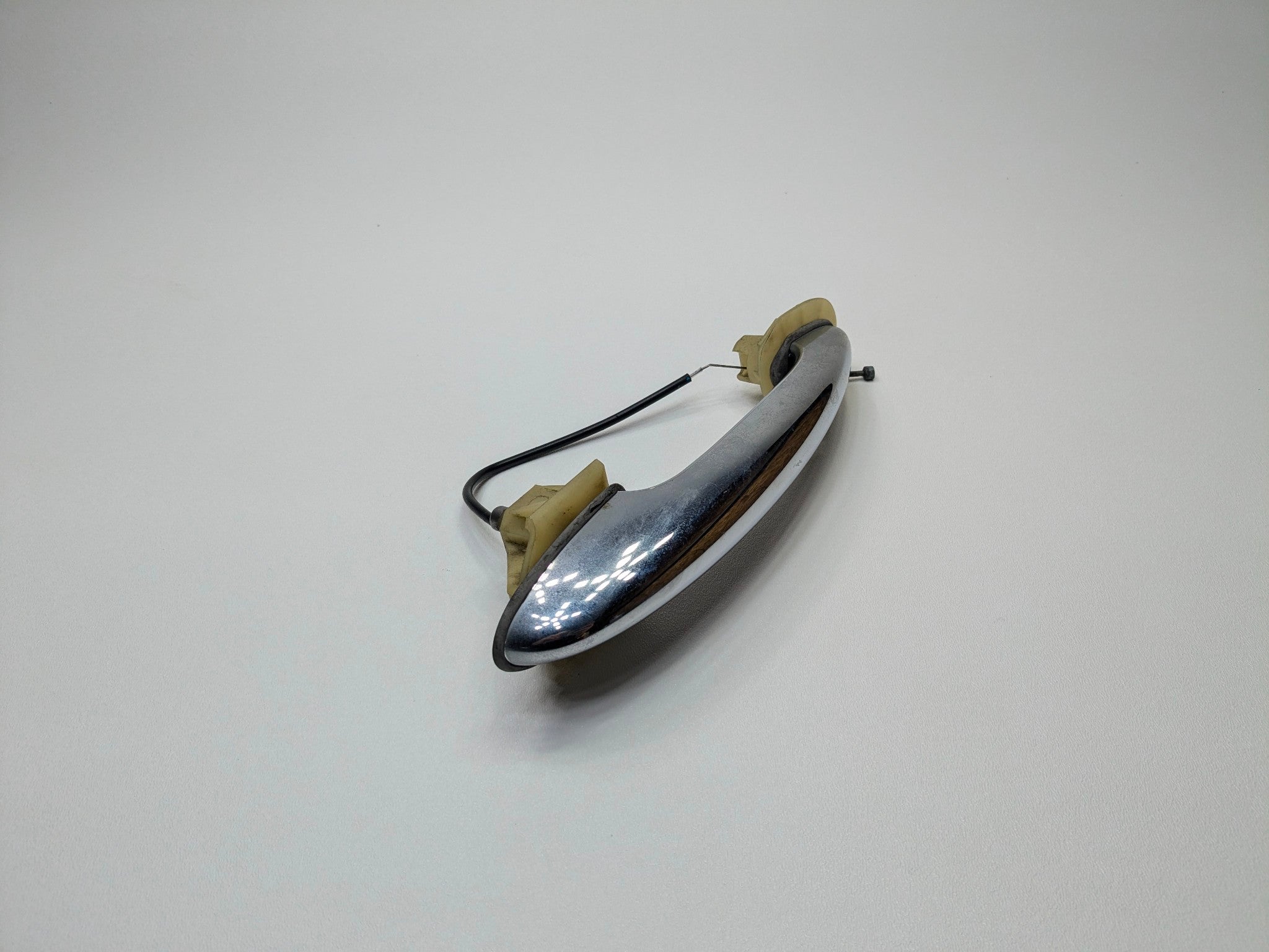 2011 - 2013 OEM MINI COOPER RIGHT PASSENGER SIDE EXTERIOR DOOR HANDLE