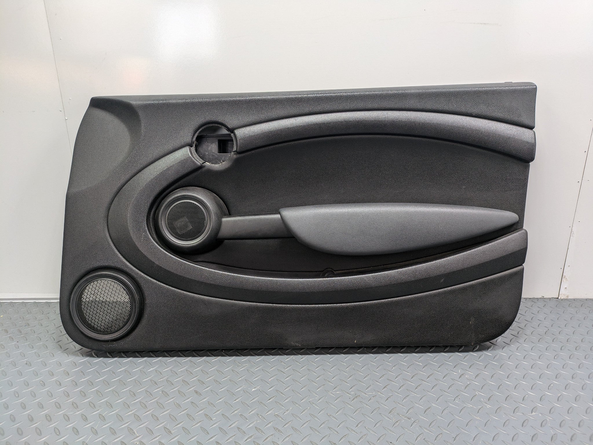 2011 - 2013 OEM MINI COOPER FRONT RIGHT PASSENGER SIDE INTERIOR DOOR PANEL TRIM
