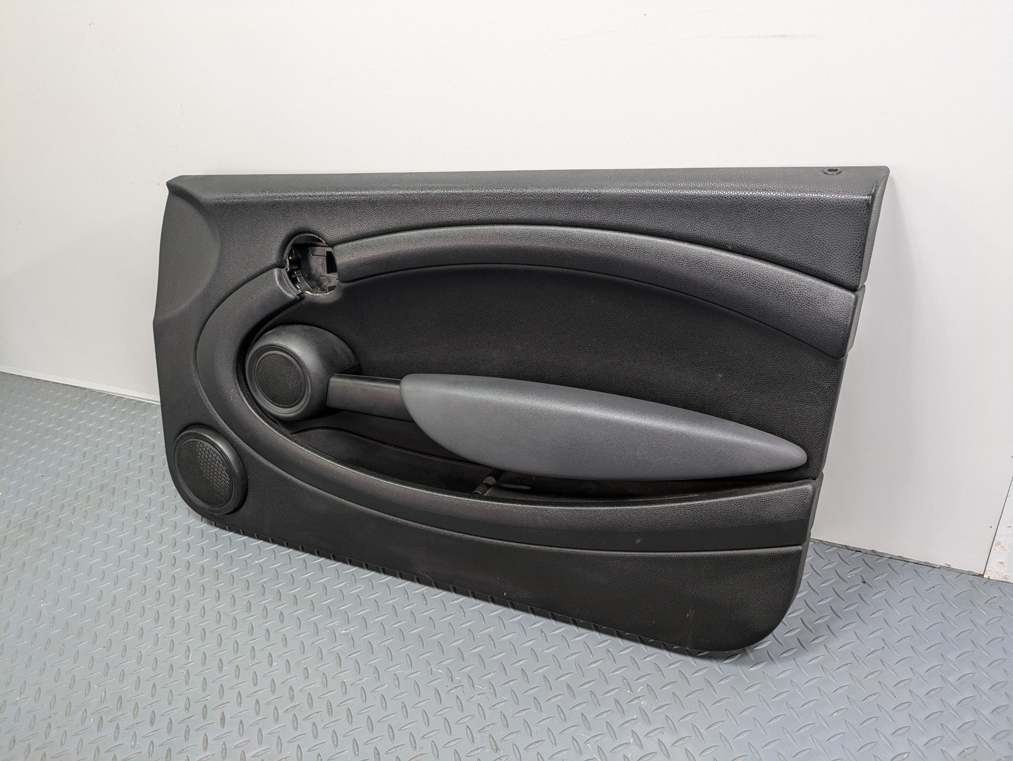 2011 - 2013 OEM MINI COOPER FRONT RIGHT PASSENGER SIDE INTERIOR DOOR PANEL TRIM