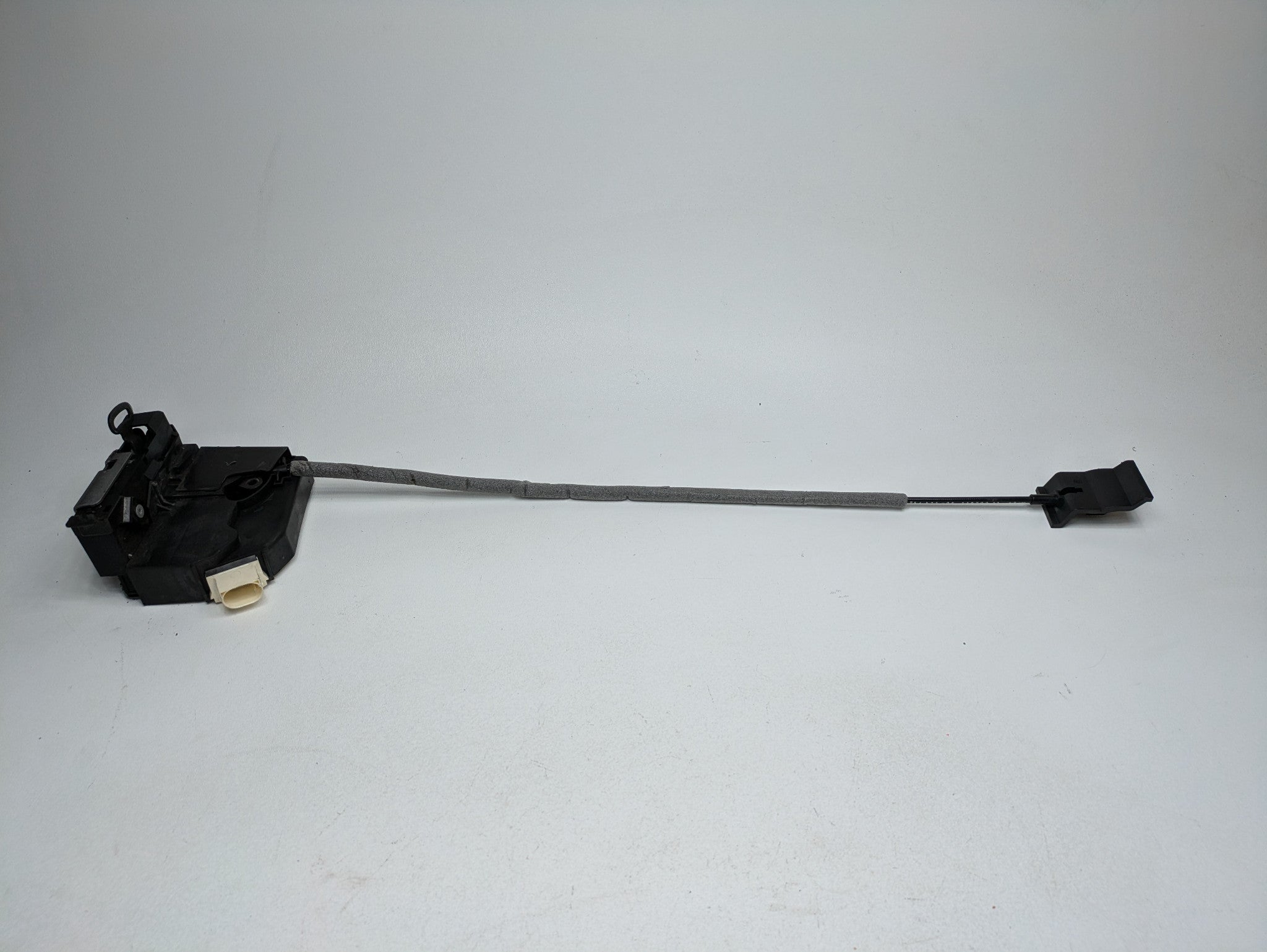 2011 - 2013 OEM MINI COOPER FRONT RIGHT PASSENGER SIDE DOOR LOCK LATCH
