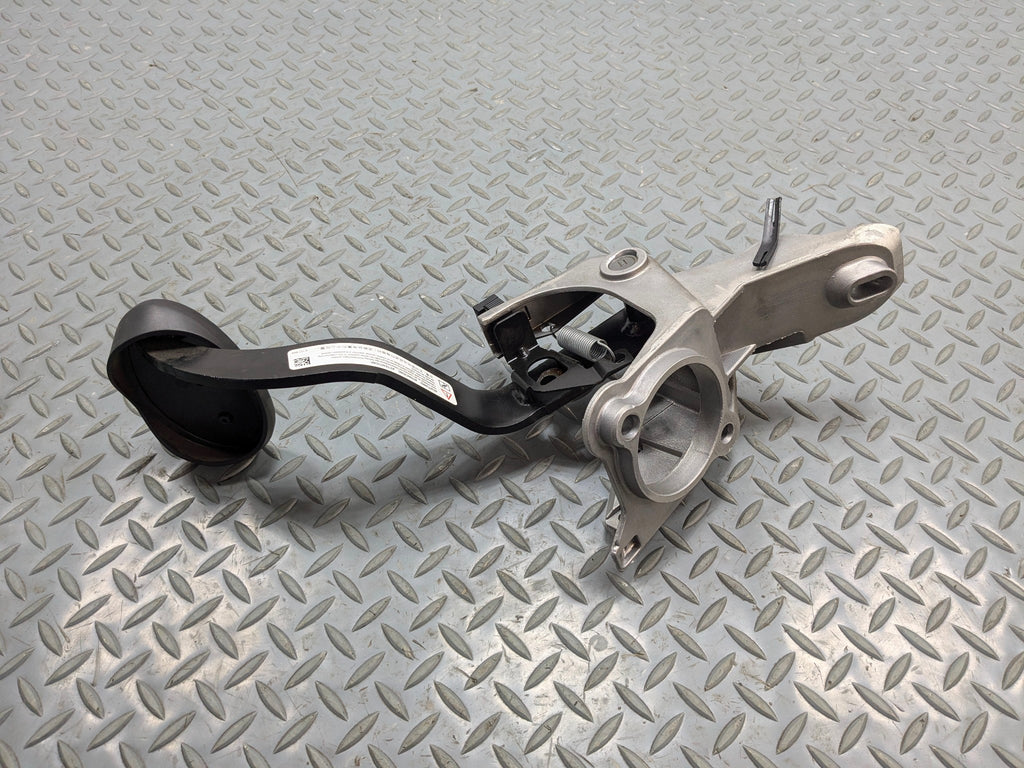 11 - 13 OEM MINI COOPER PARKING BRAKE PEDAL FOOT STEP PAD WITH BRACKET ASSEMBLY