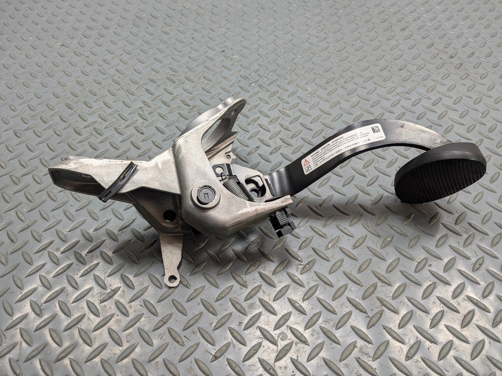 11 - 13 OEM MINI COOPER PARKING BRAKE PEDAL FOOT STEP PAD WITH BRACKET ASSEMBLY