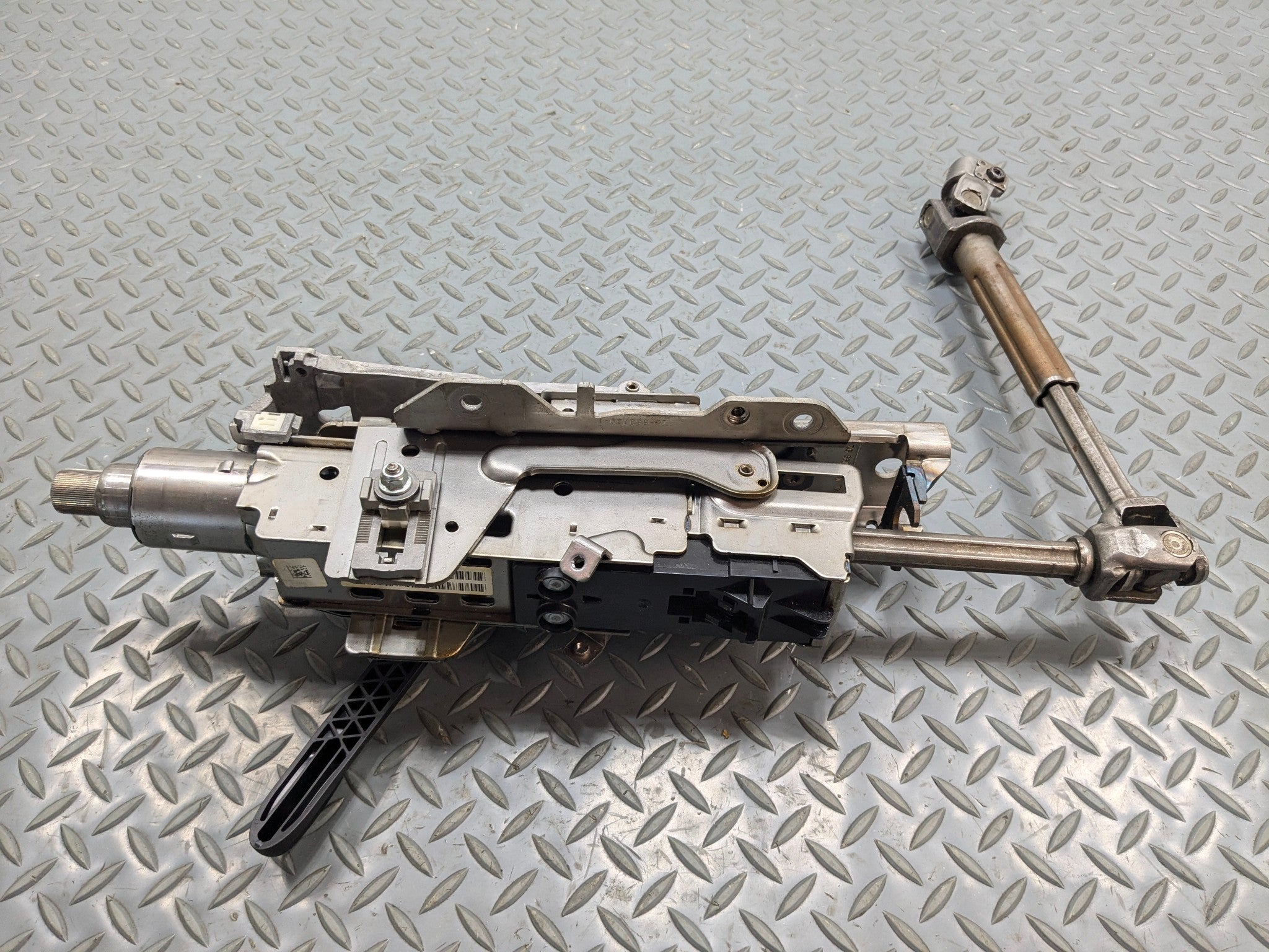 2011 - 2013 OEM MINI COOPER POWER ADJUSTMENT STEERING COLUMN ASSEMBLY