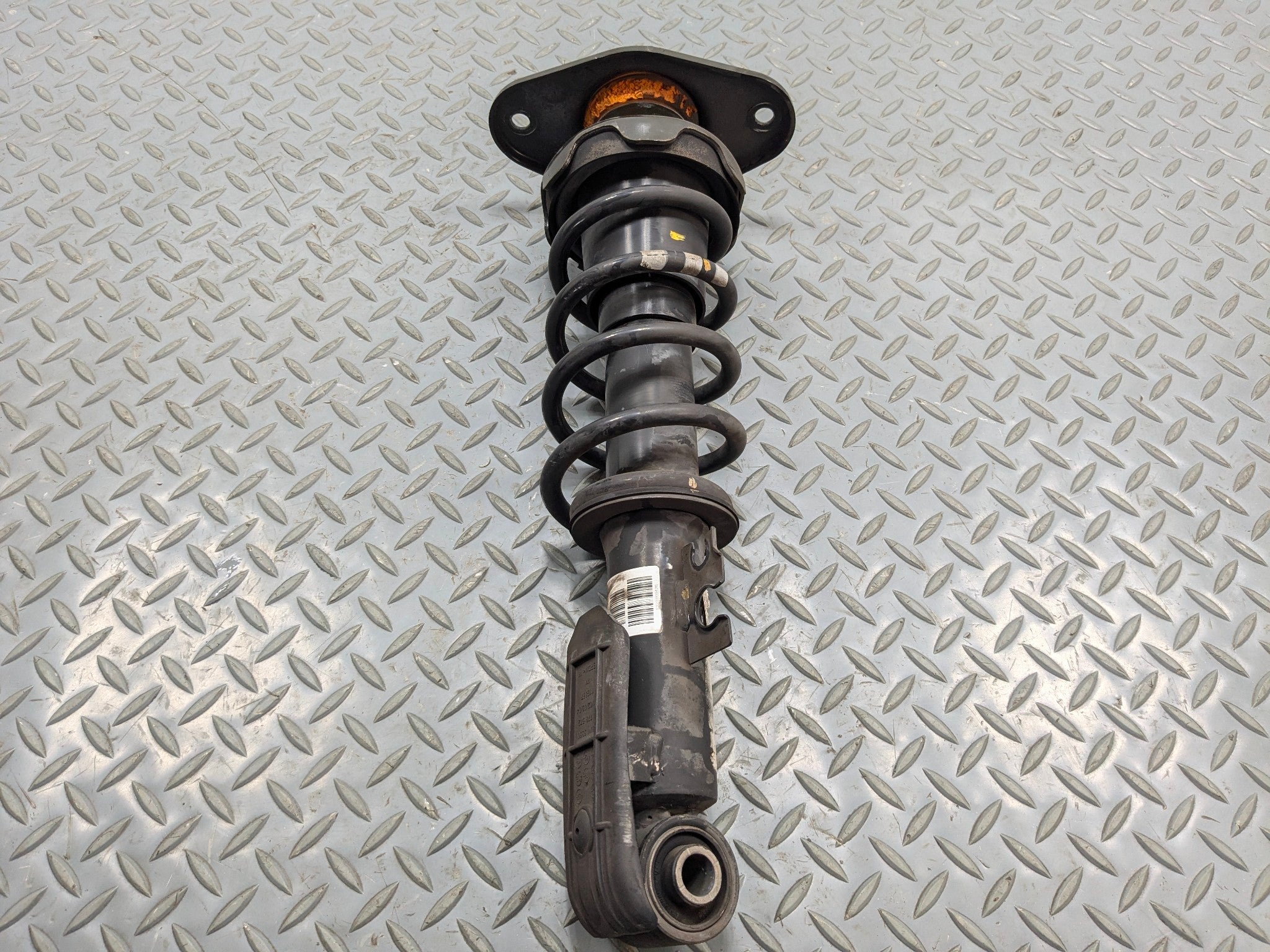 2011 - 2013 OEM MINI COOPER REAR RIGHT PASSENGER SIDE SUSPENSION STRUT ASSEMBLY