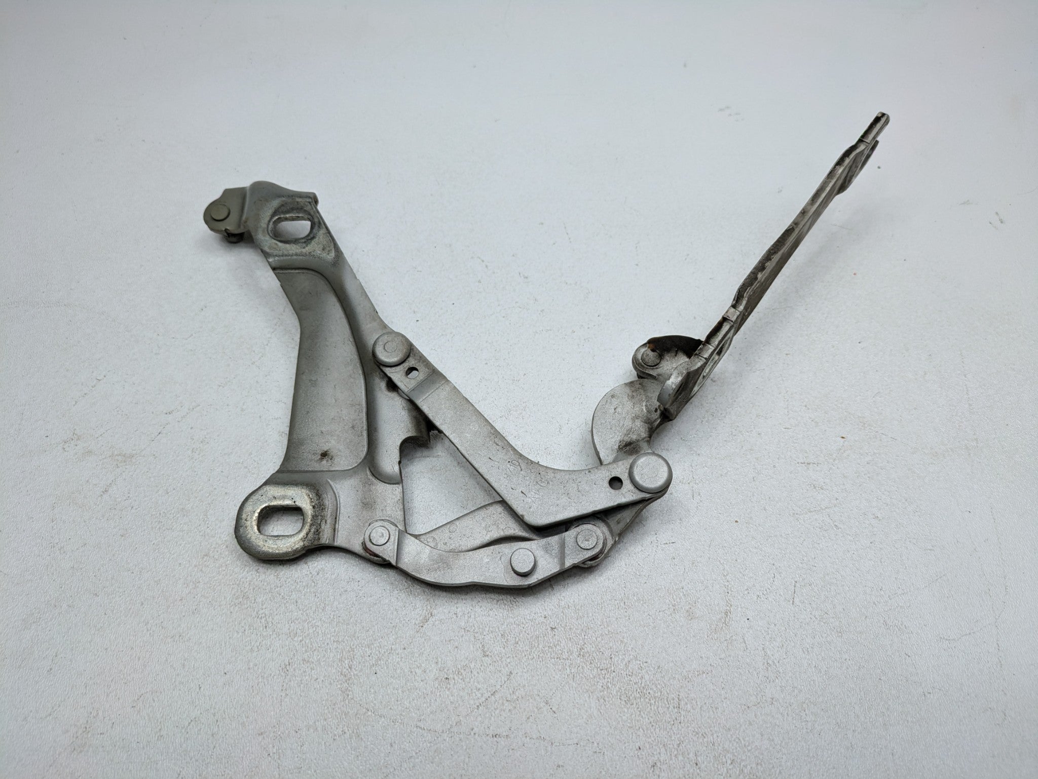 2011 - 2013 OEM MINI COOPER FRONT RIGHT PASSENGER SIDE HOOD HINGE