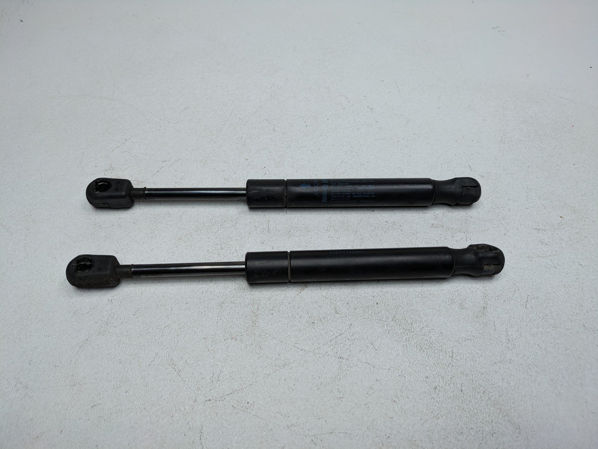 2011 - 2013 OEM MINI COOPER FRONT LEFT AND RIGHT SIDE HOOD SHOCK STRUT ASSEMBLY