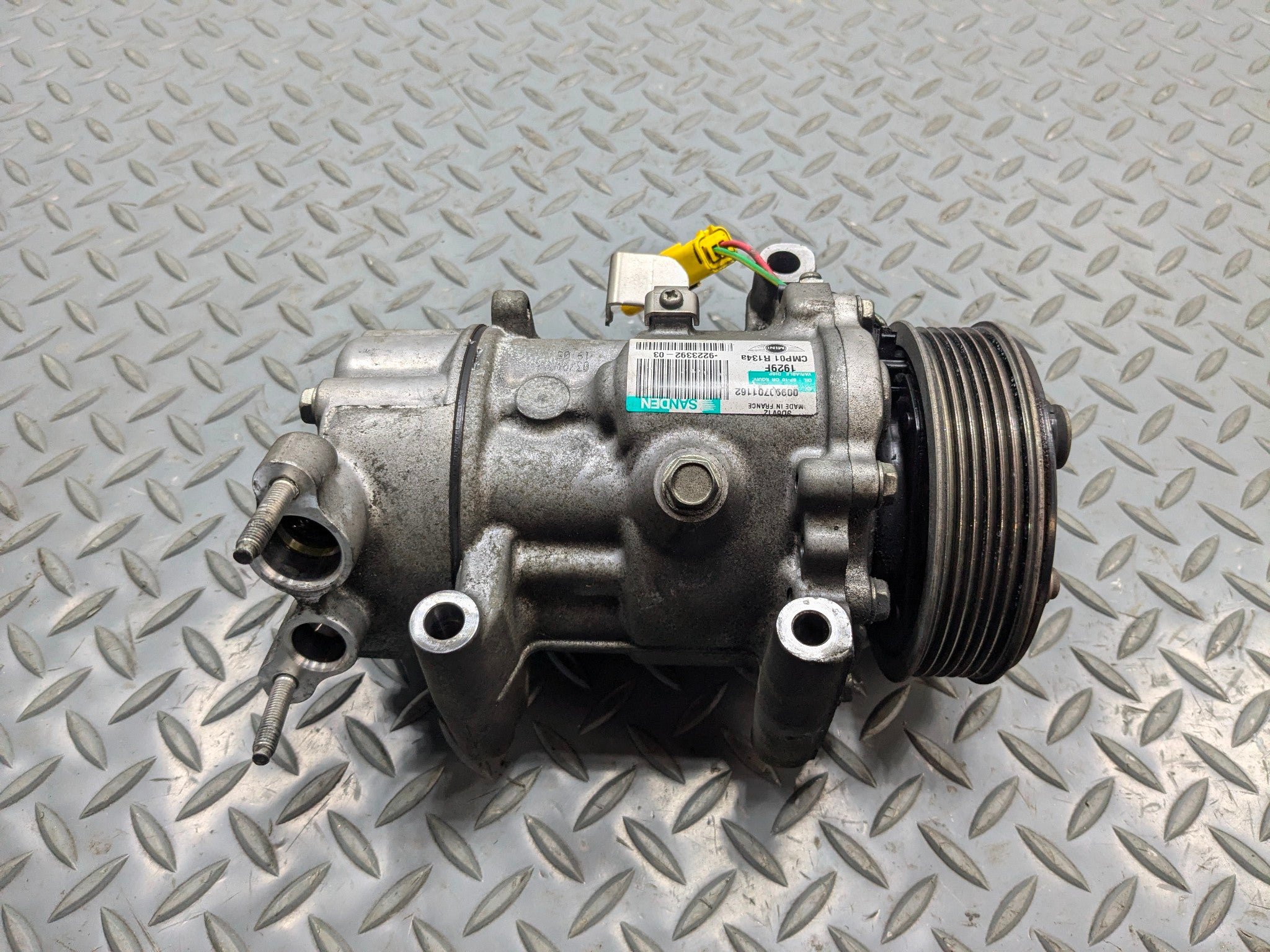 2011 - 2013 OEM MINI COOPER AIR CONDITIONING AC COMPRESSOR ASSEMBLY