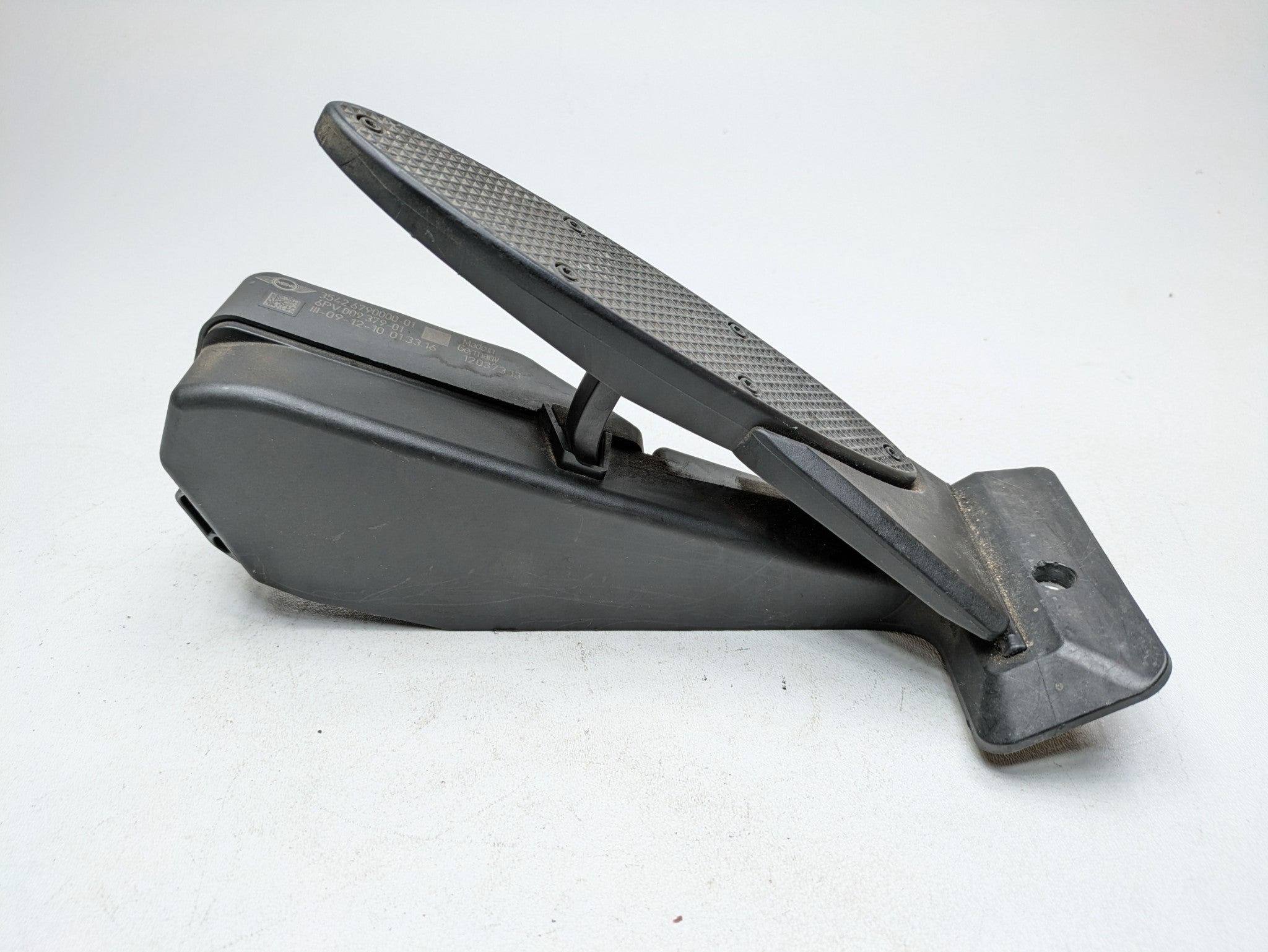 2011 - 2013 OEM MINI COOPER GAS THROTTLE ACCELERATOR PEDAL WITH SENSOR ASSEMBLY