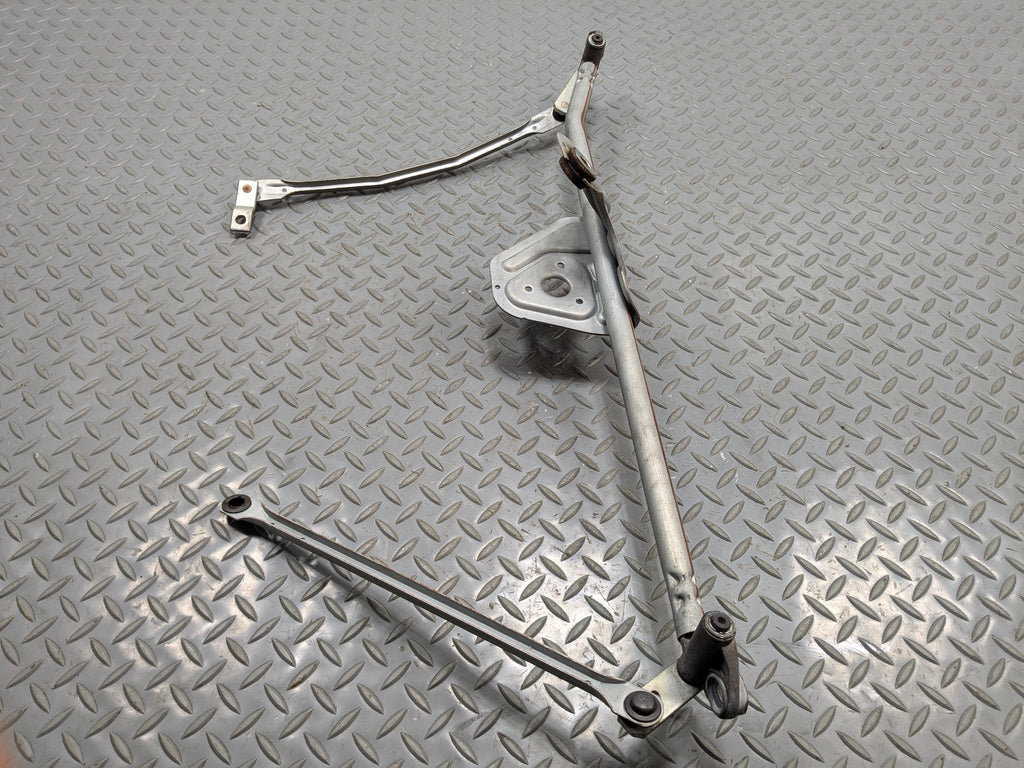 2011 - 2013 OEM MINI COOPER FRONT WINDSHIELD WIPER TRANSMISSION LINKAGE