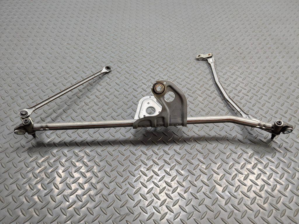 2011 - 2013 OEM MINI COOPER FRONT WINDSHIELD WIPER TRANSMISSION LINKAGE