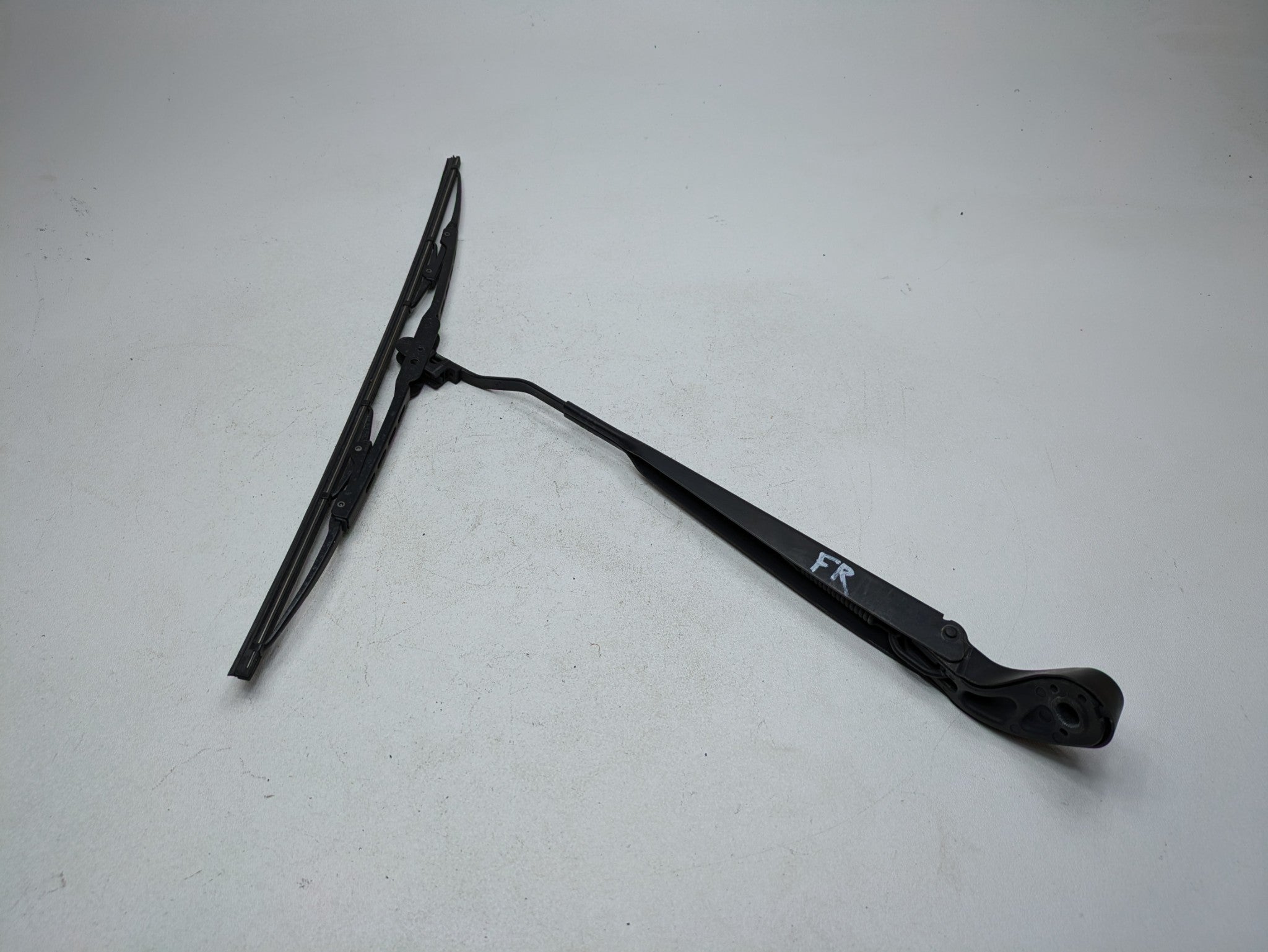 2011 - 2013 OEM MINI COOPER FRONT RIGHT PASSENGER SIDE WINDSHIELD WIPER ARM