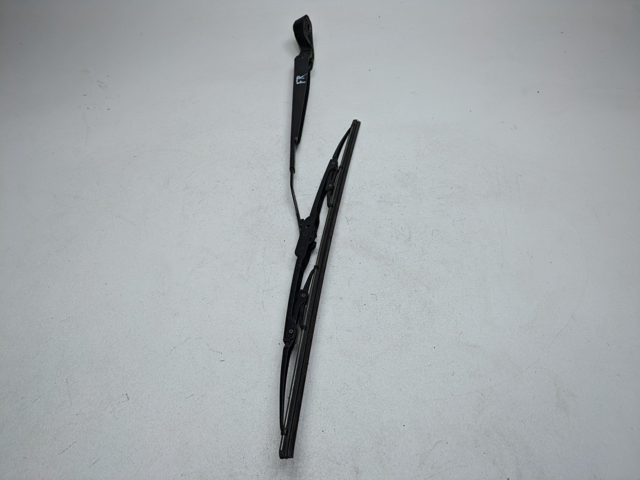 2011 - 2013 OEM MINI COOPER FRONT RIGHT PASSENGER SIDE WINDSHIELD WIPER ARM