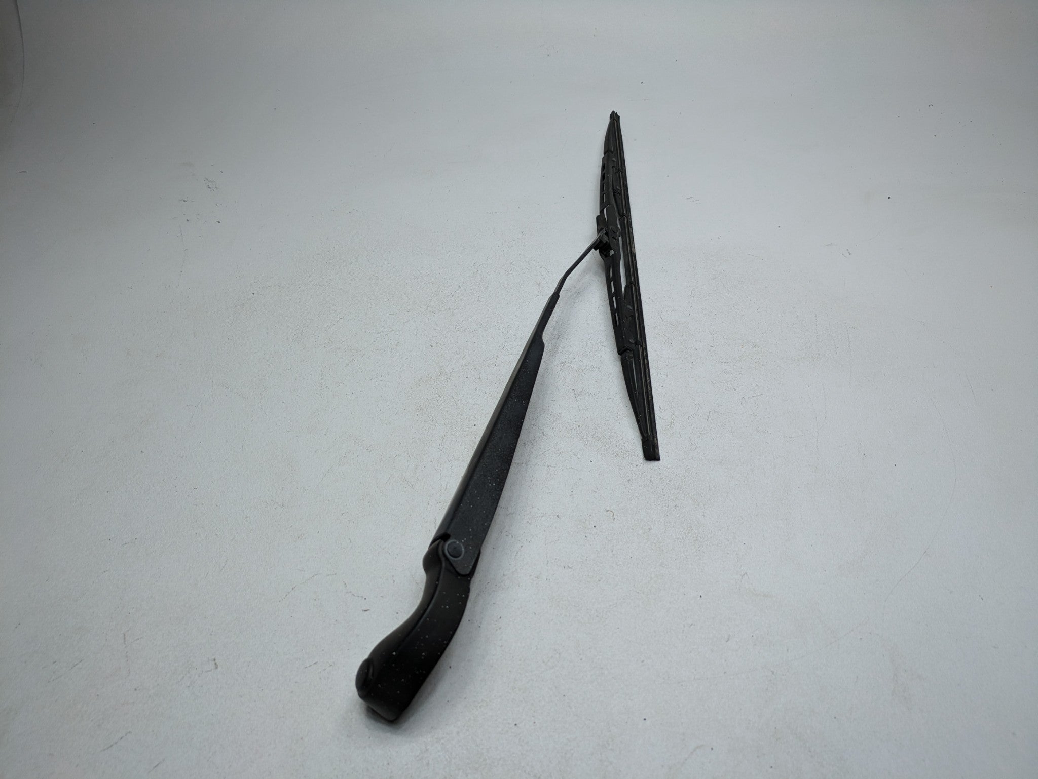 2011 - 2013 OEM MINI COOPER FRONT RIGHT PASSENGER SIDE WINDSHIELD WIPER ARM