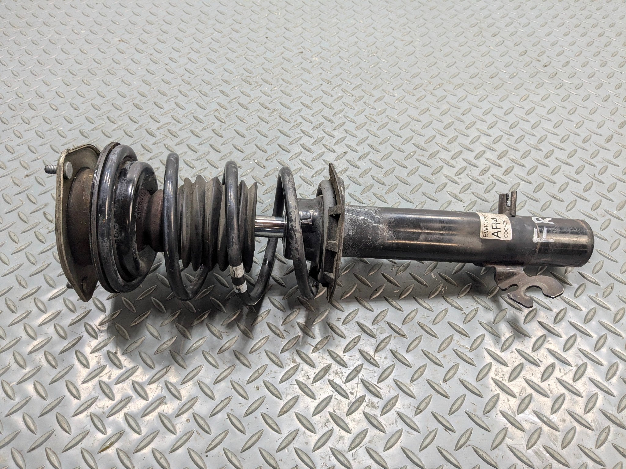 2011 - 2013 OEM MINI COOPER FRONT RIGHT PASSENGER SIDE SUSPENSION STRUT ASSEMBLY