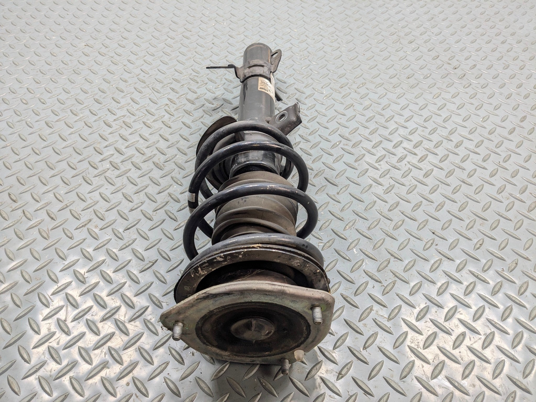 2011 - 2013 OEM MINI COOPER FRONT RIGHT PASSENGER SIDE SUSPENSION STRUT ASSEMBLY