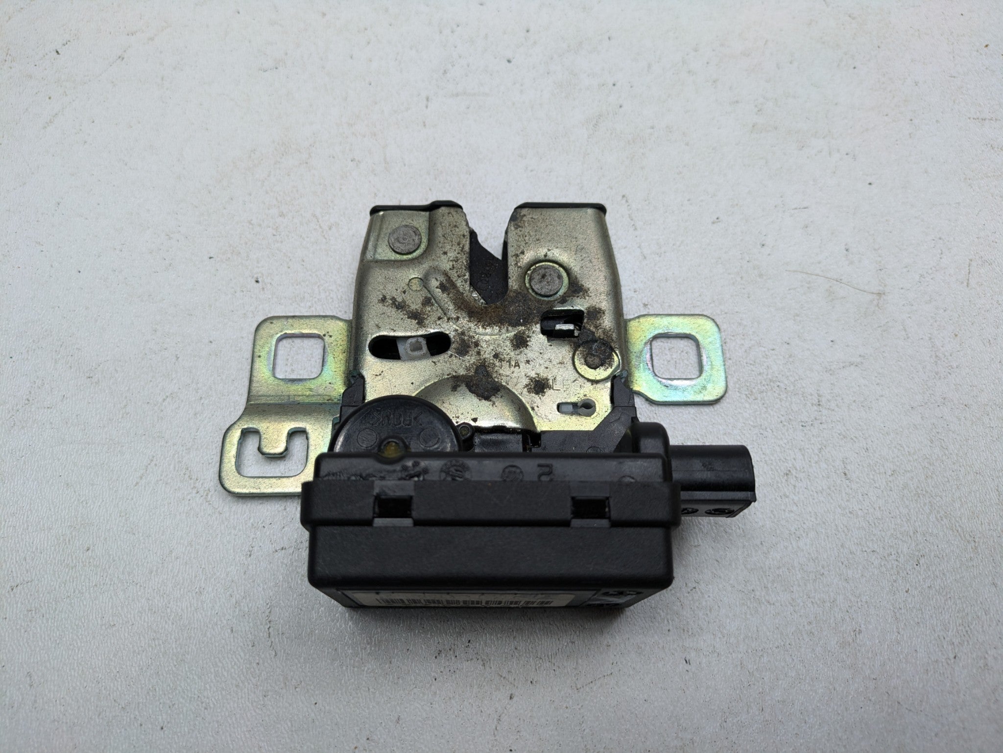 2011 - 2013 OEM MINI COOPER REAR TRUNK TAILGATE LATCH LOCK ACTUATOR