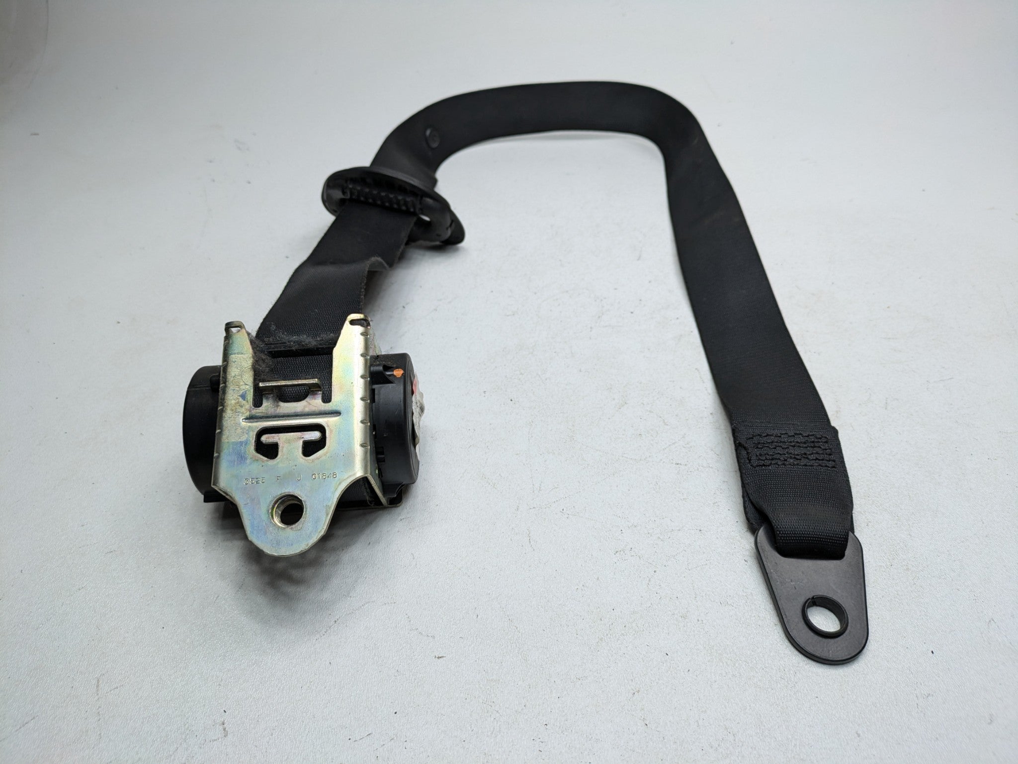 2011 - 2013 OEM MINI COOPER FRONT LEFT DRIVER SIDE RETRACTOR SEAT BELT