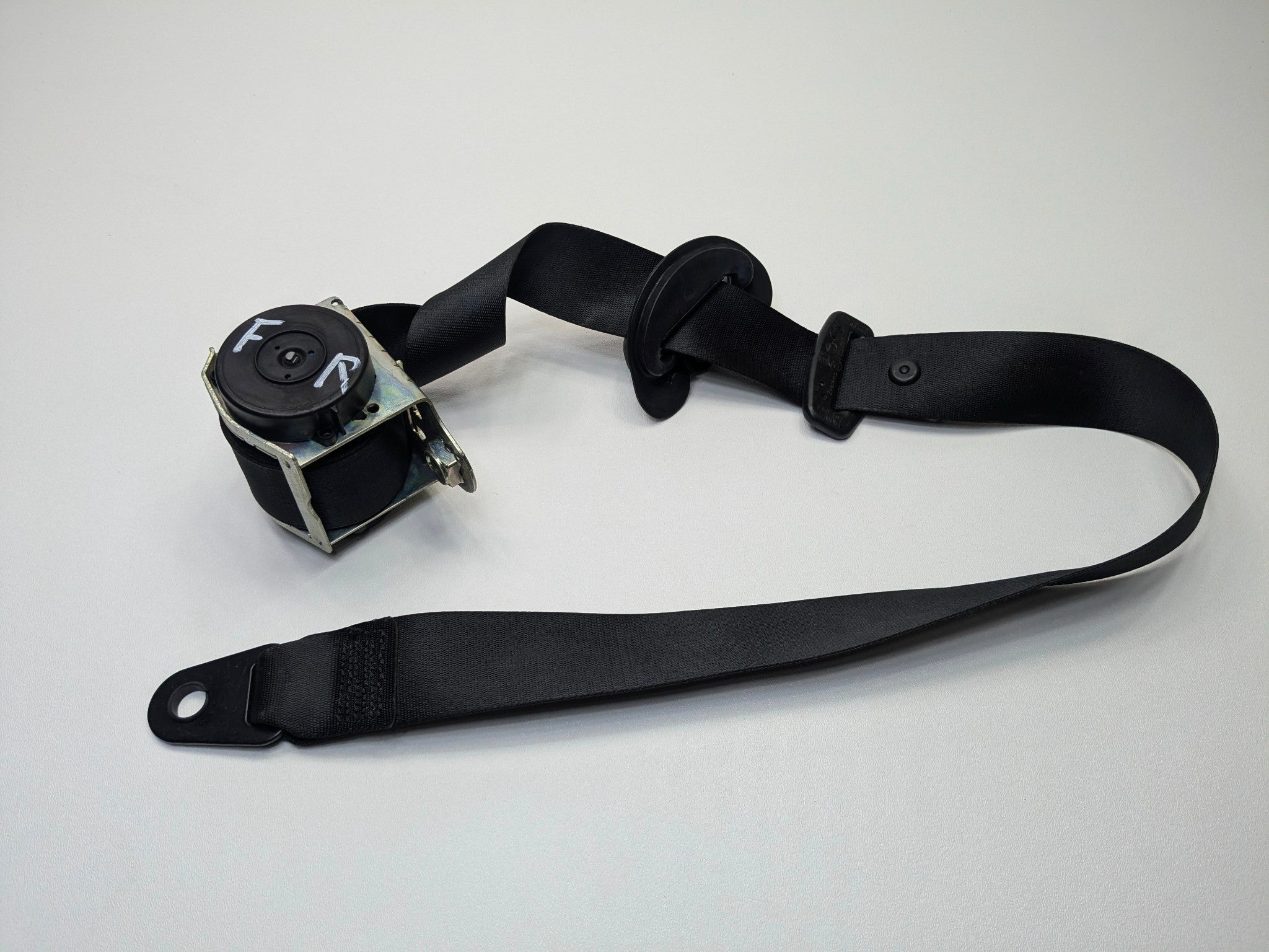2011 - 2013 OEM MINI COOPER FRONT RIGHT PASSENGER SIDE SEAT BELT