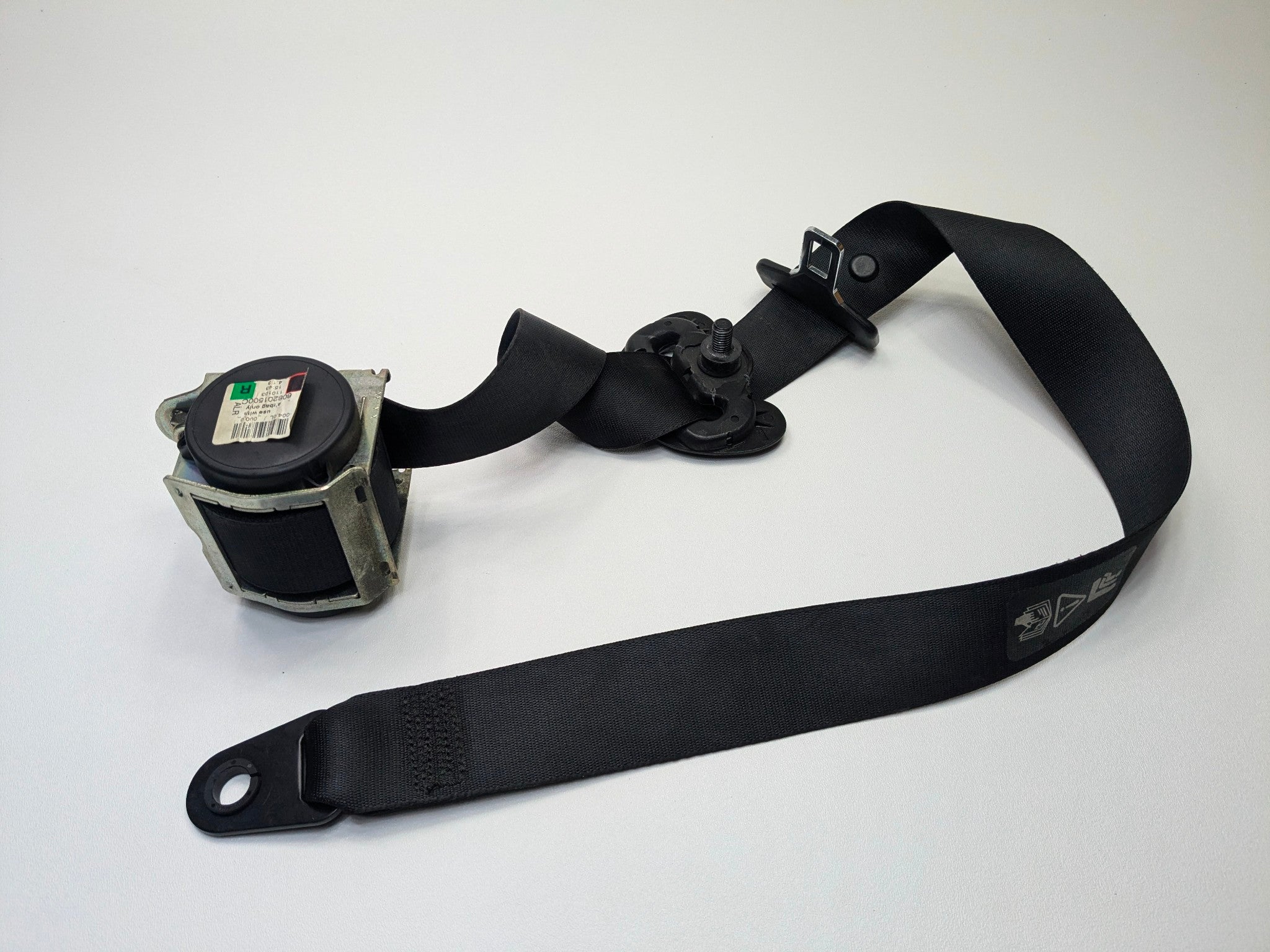 2011 - 2013 OEM MINI COOPER FRONT RIGHT PASSENGER SIDE SEAT BELT