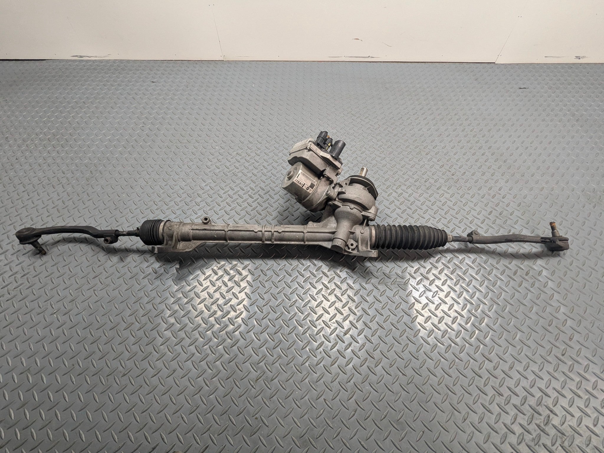 2011 - 2013 OEM MINI COOPER POWER STEERING GEAR RACK AND PINION ASSEMBLY