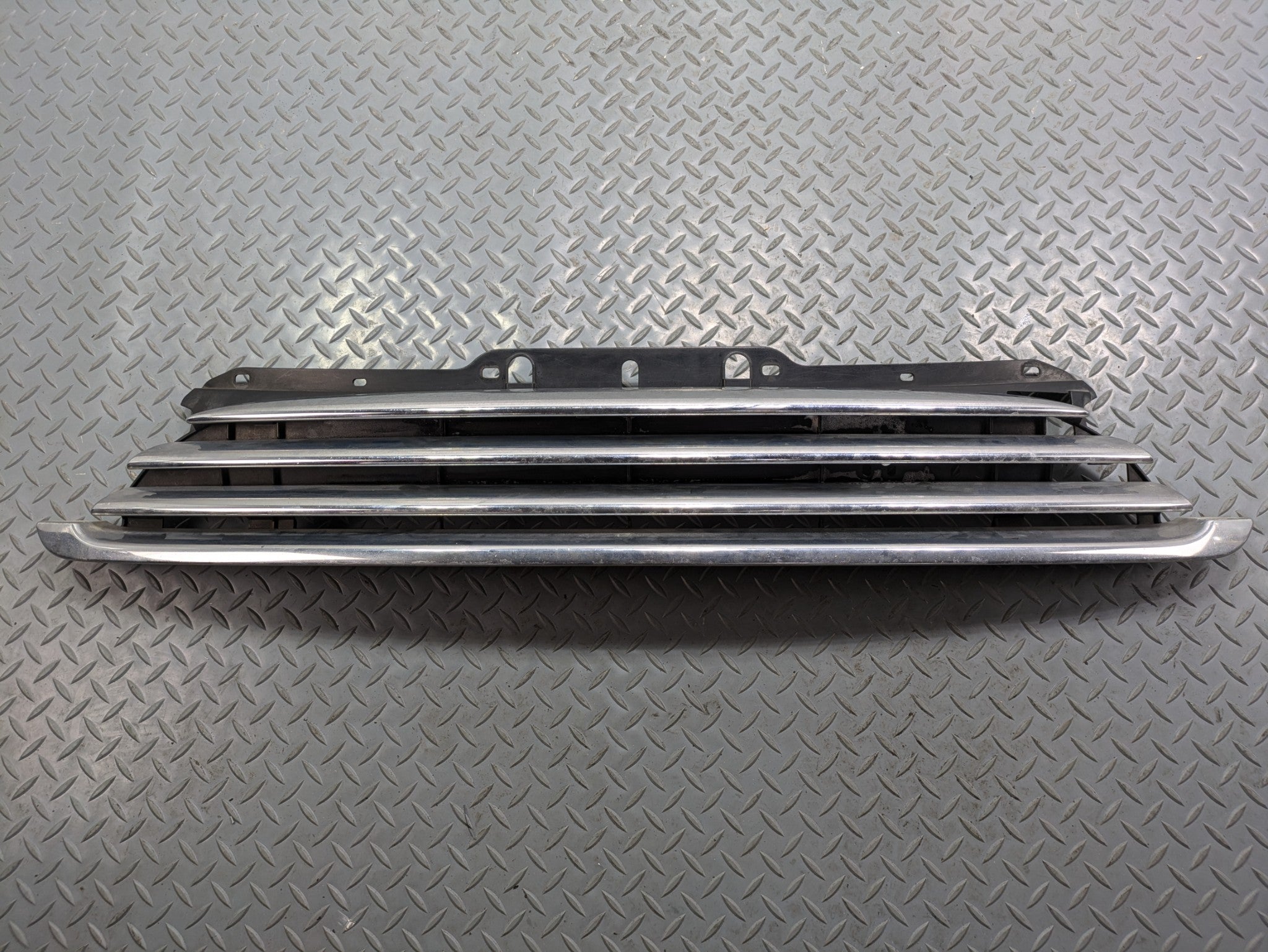 2011 - 2013 OEM MINI COOPER FRONT BUMPER UPPER GRILLE CHROME