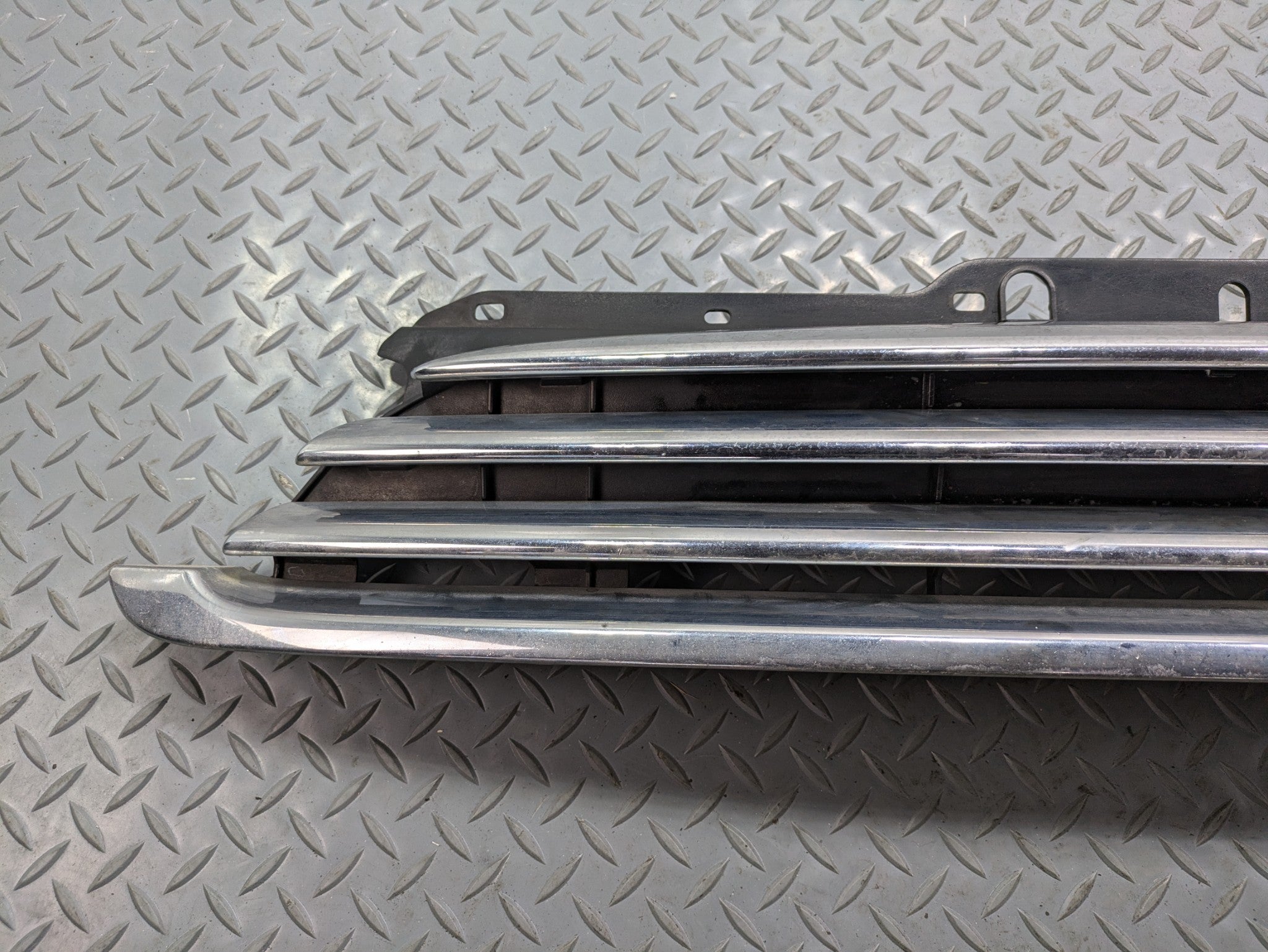 2011 - 2013 OEM MINI COOPER FRONT BUMPER UPPER GRILLE CHROME
