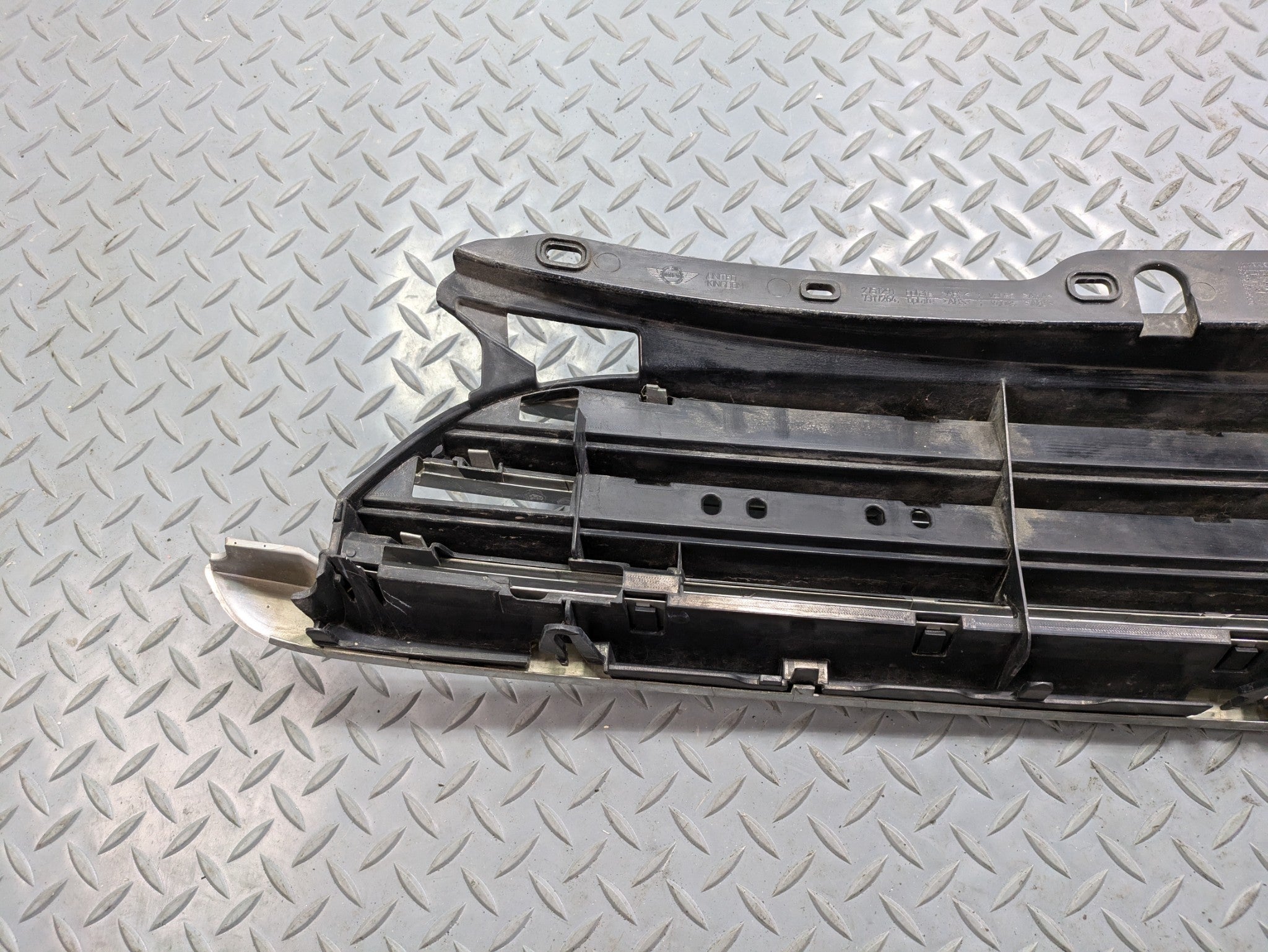 2011 - 2013 OEM MINI COOPER FRONT BUMPER UPPER GRILLE CHROME