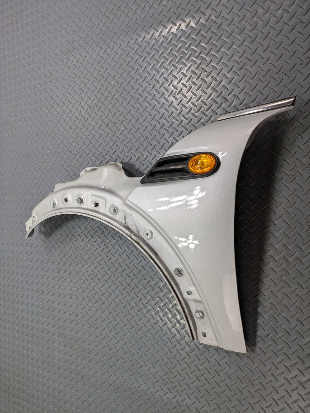2011 - 2013 OEM MINI COOPER FRONT LEFT DRIVER SIDE FENDER SHELL PANEL COVER GRAY