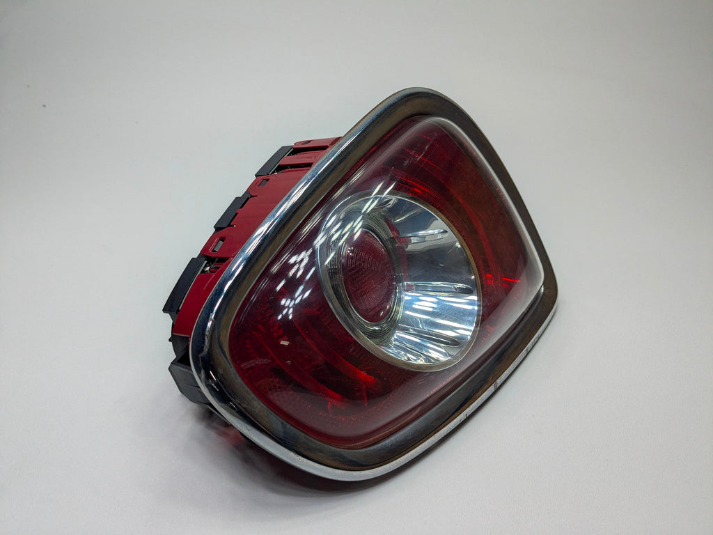 2011 - 2013 OEM MINI COOPER REAR RIGHT PASSENGER SIDE TAIL LIGHT ASSEMBLY
