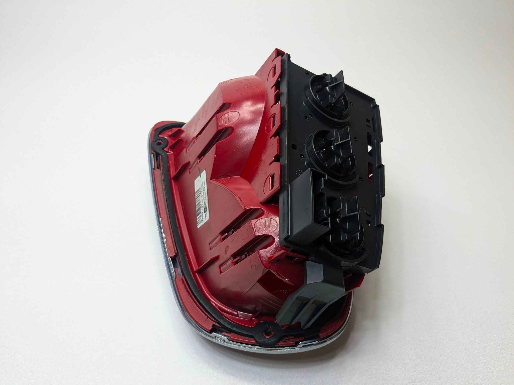 2011 - 2013 OEM MINI COOPER REAR RIGHT PASSENGER SIDE TAIL LIGHT ASSEMBLY