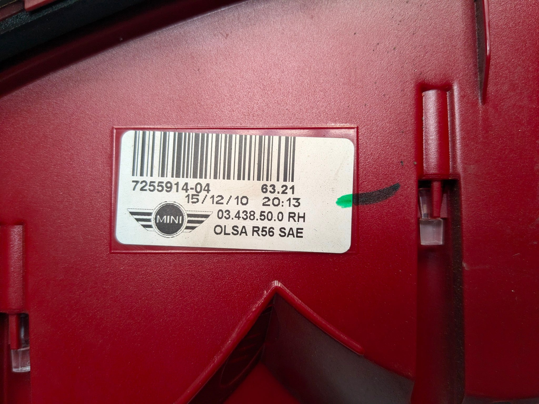 2011 - 2013 OEM MINI COOPER REAR RIGHT PASSENGER SIDE TAIL LIGHT ASSEMBLY