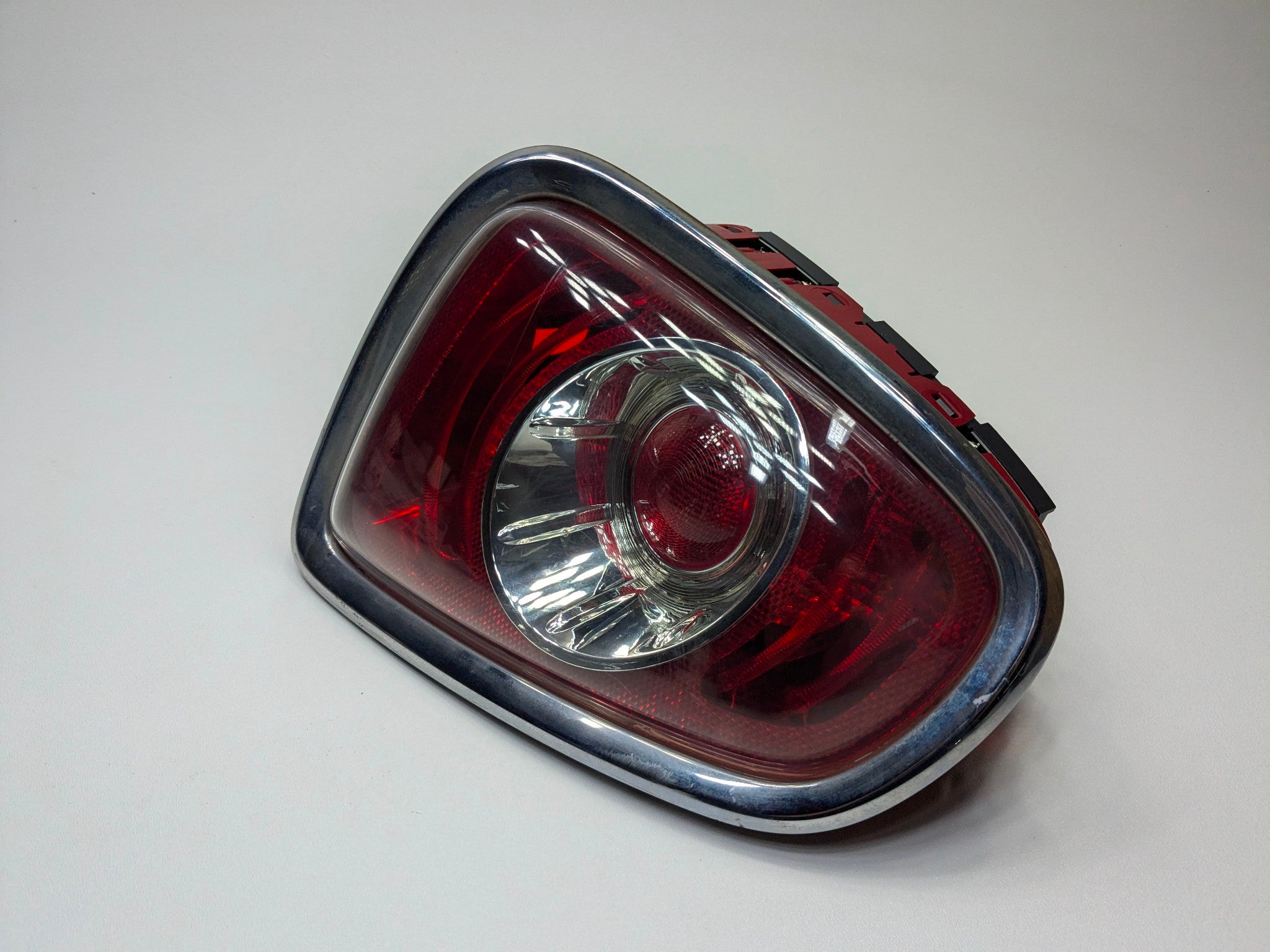 2011 - 2013 OEM MINI COOPER REAR LEFT DRIVER SIDE TAIL LIGHT ASSEMBLY