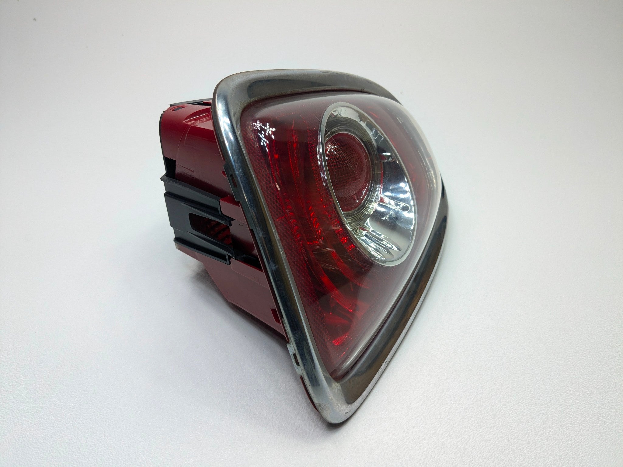 2011 - 2013 OEM MINI COOPER REAR LEFT DRIVER SIDE TAIL LIGHT ASSEMBLY