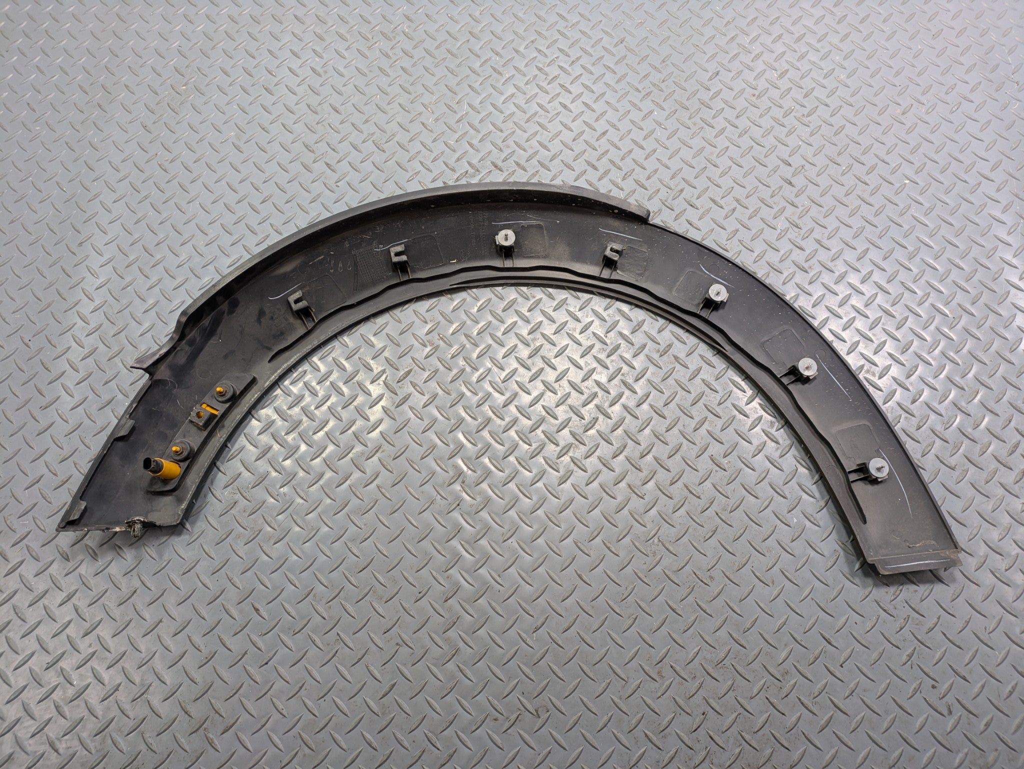 2011 - 2013 OEM MINI COOPER FRONT RIGHT SIDE FENDER FLARE BODY MOLDING TRIM