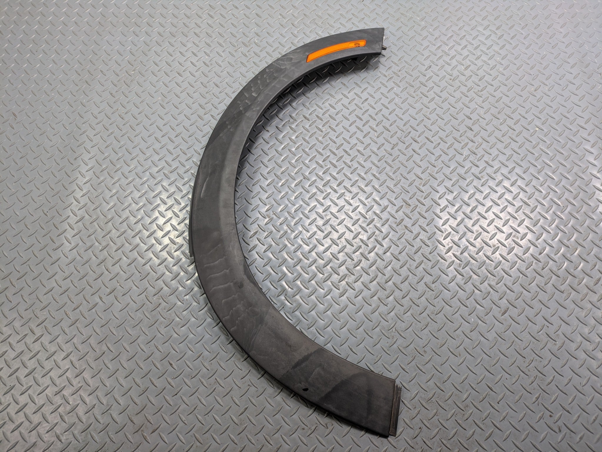 2011 - 2013 OEM MINI COOPER FRONT RIGHT SIDE FENDER FLARE BODY MOLDING TRIM