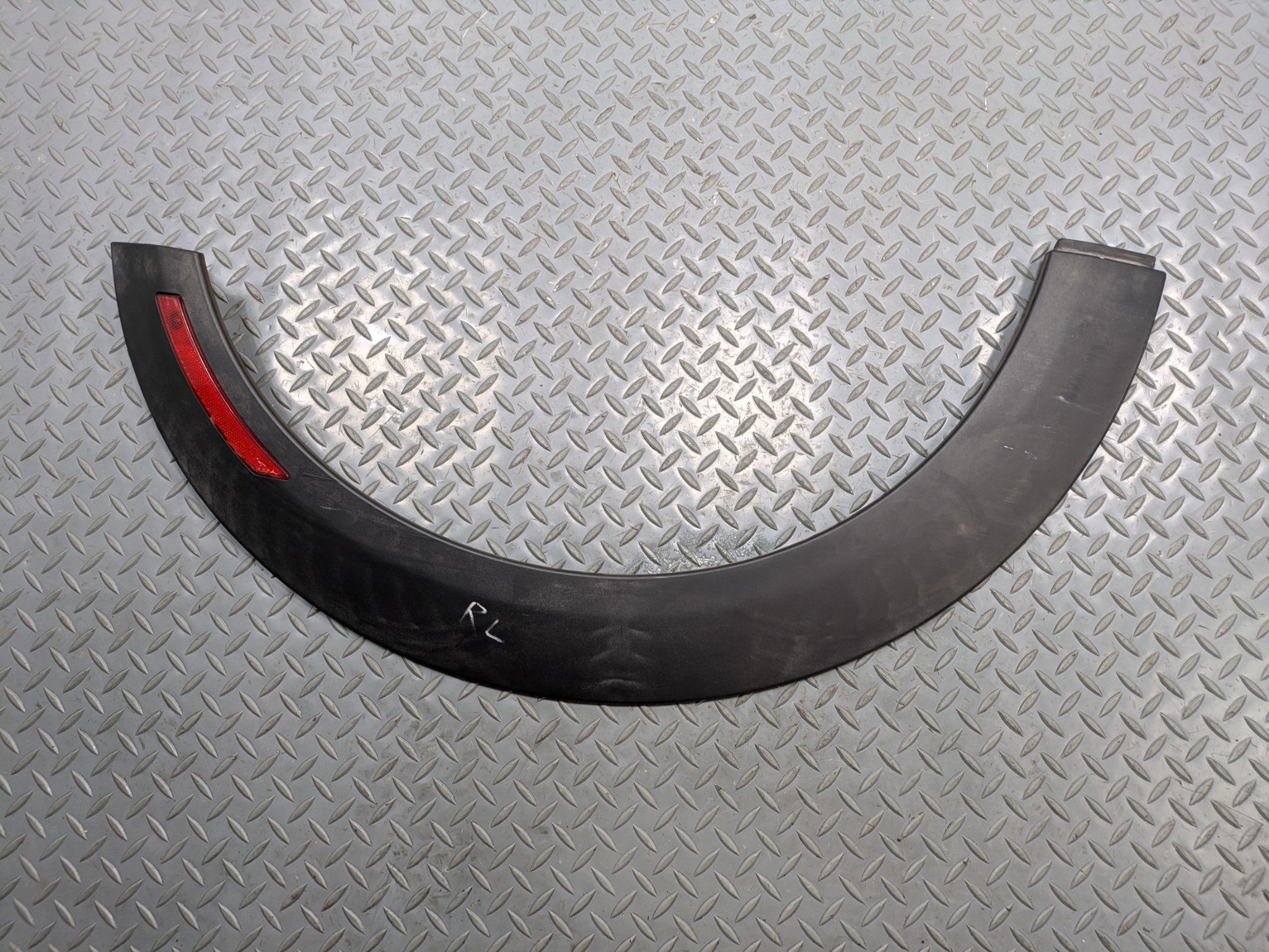 2011 - 2013 OEM MINI COOPER REAR LEFT DRIVER SIDE FENDER FLARE BODY MOLDING TRIM