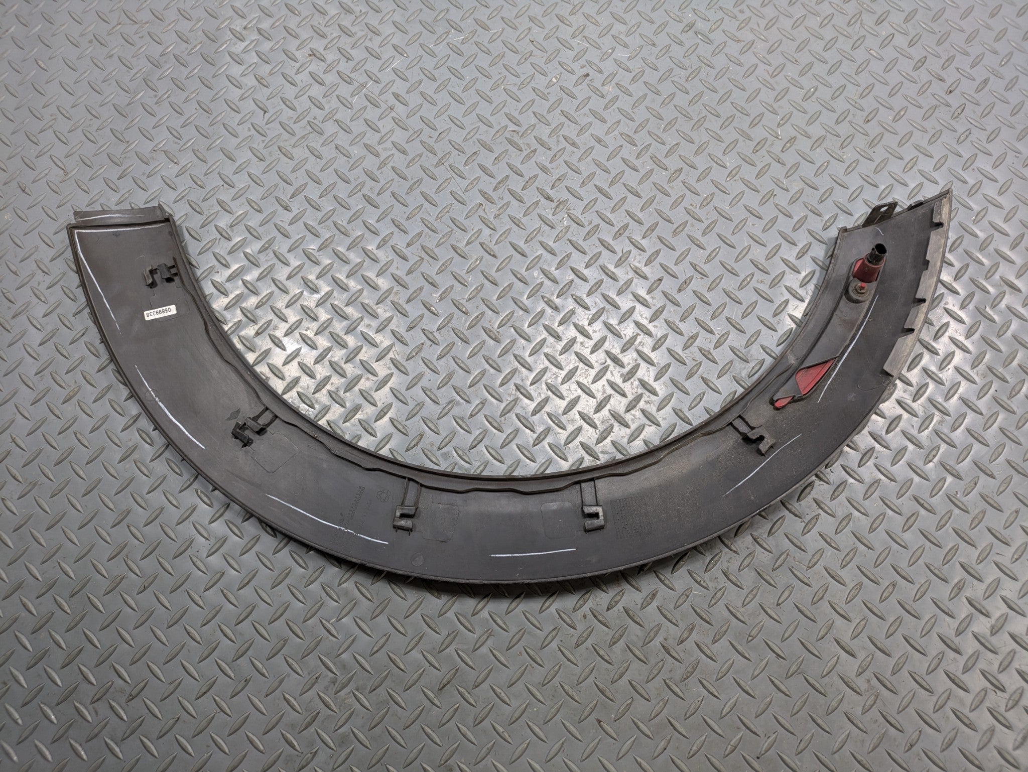 2011 - 2013 OEM MINI COOPER REAR LEFT DRIVER SIDE FENDER FLARE BODY MOLDING TRIM