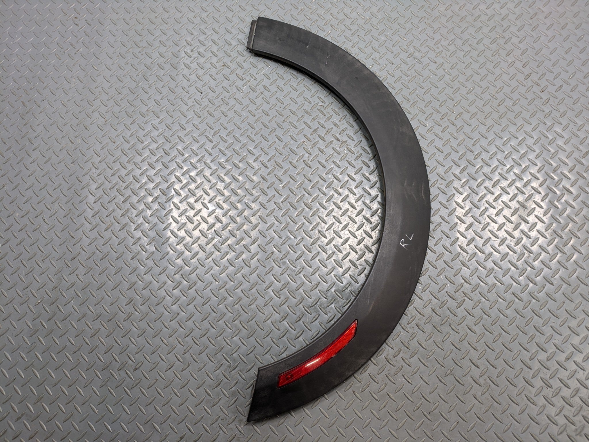 2011 - 2013 OEM MINI COOPER REAR LEFT DRIVER SIDE FENDER FLARE BODY MOLDING TRIM