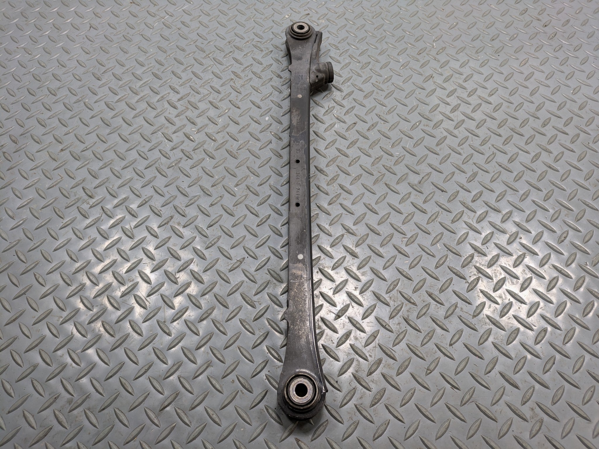 2011 - 2013 OEM MINI COOPER REAR RIGHT PASSENGER SIDE UPPER TRAILING CONTROL ARM