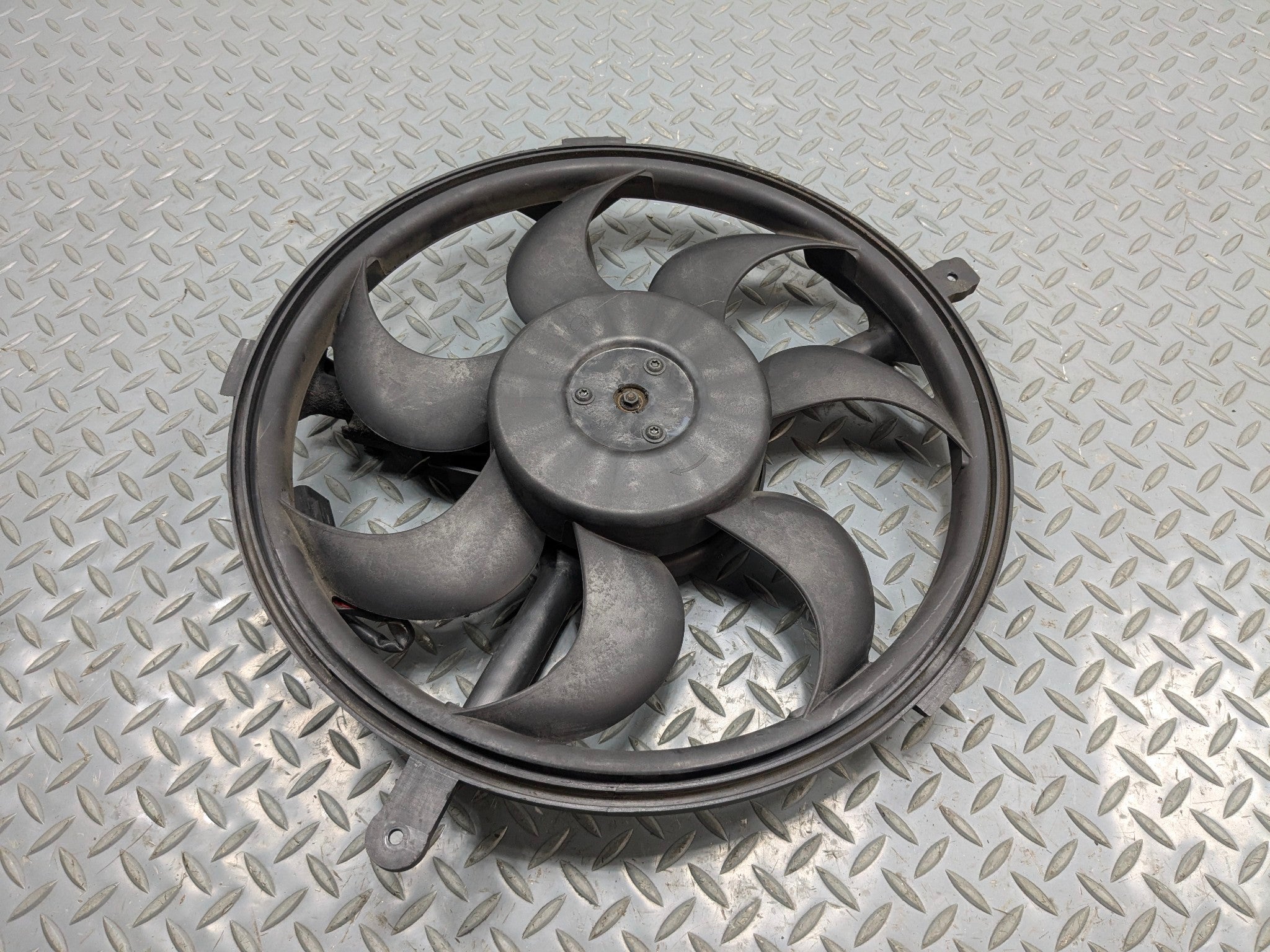 2011 - 2013 OEM MINI COOPER ELECTRIC COOLING MOTOR RADIATOR FAN ASSEMBLY