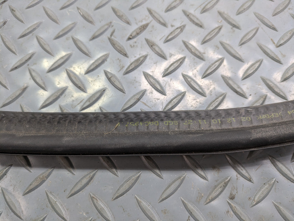 2011 - 2013 OEM MINI COOPER REAR TRUNK DOOR SEAL WEATHERSTRIP RUBBER