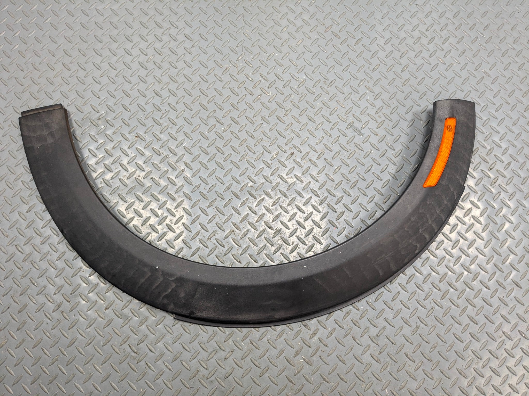 11 - 13 OEM MINI COOPER FRONT LEFT DRIVER SIDE FENDER FLARE BODY MOLDING TRIM