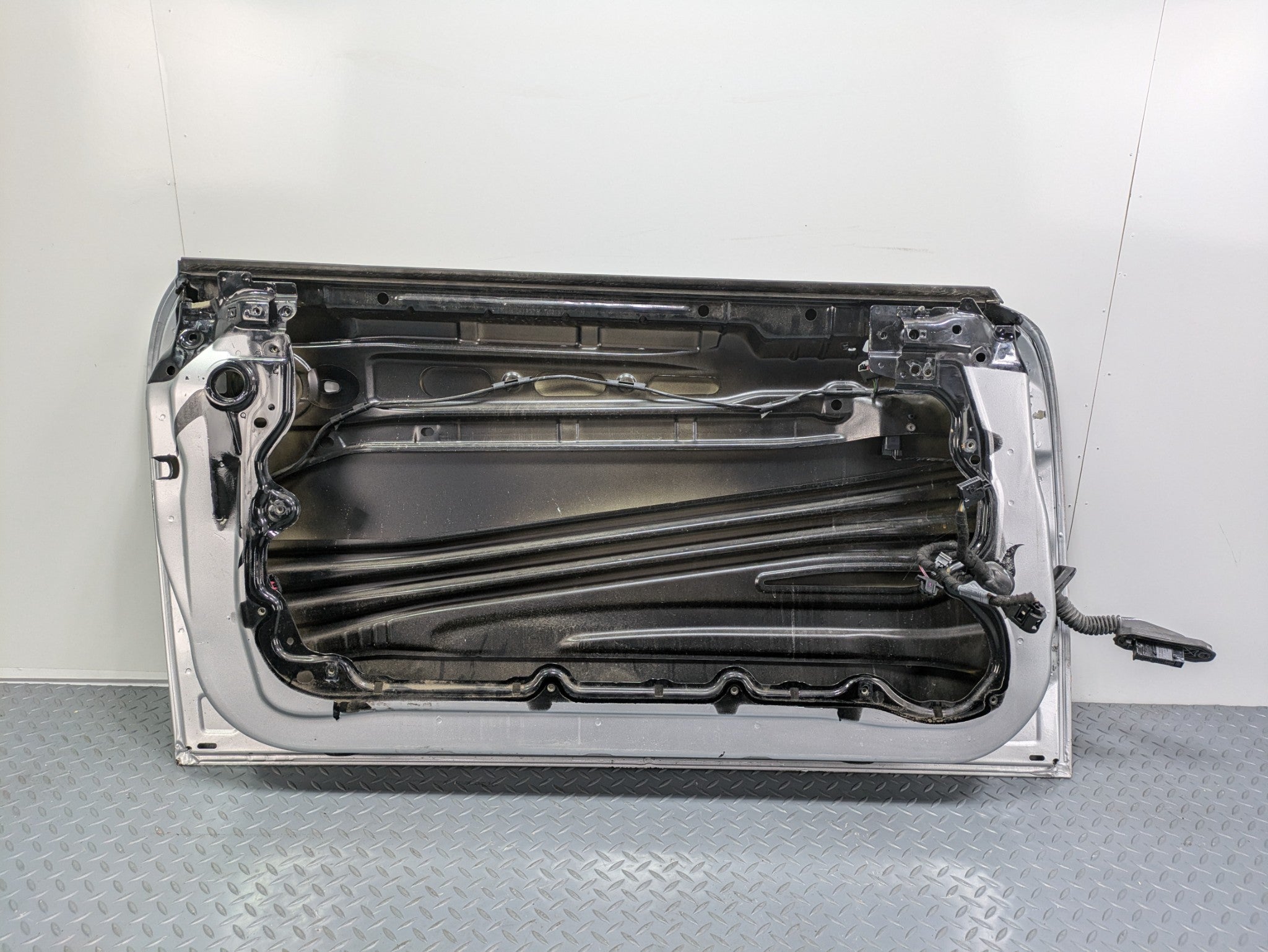 2011 - 2013 OEM MINI COOPER FRONT LEFT DRIVER SIDE DOOR SHELL PANEL