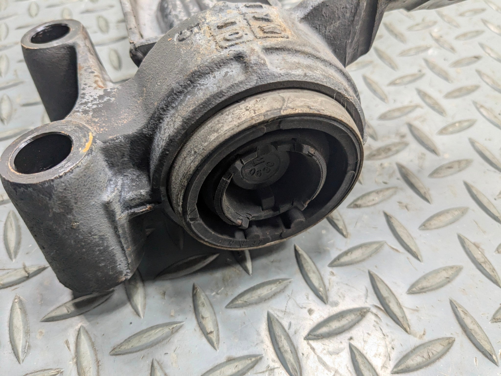 2011 - 2013 OEM MINI COOPER FRONT LEFT SIDE LOWER CONTROL ARM