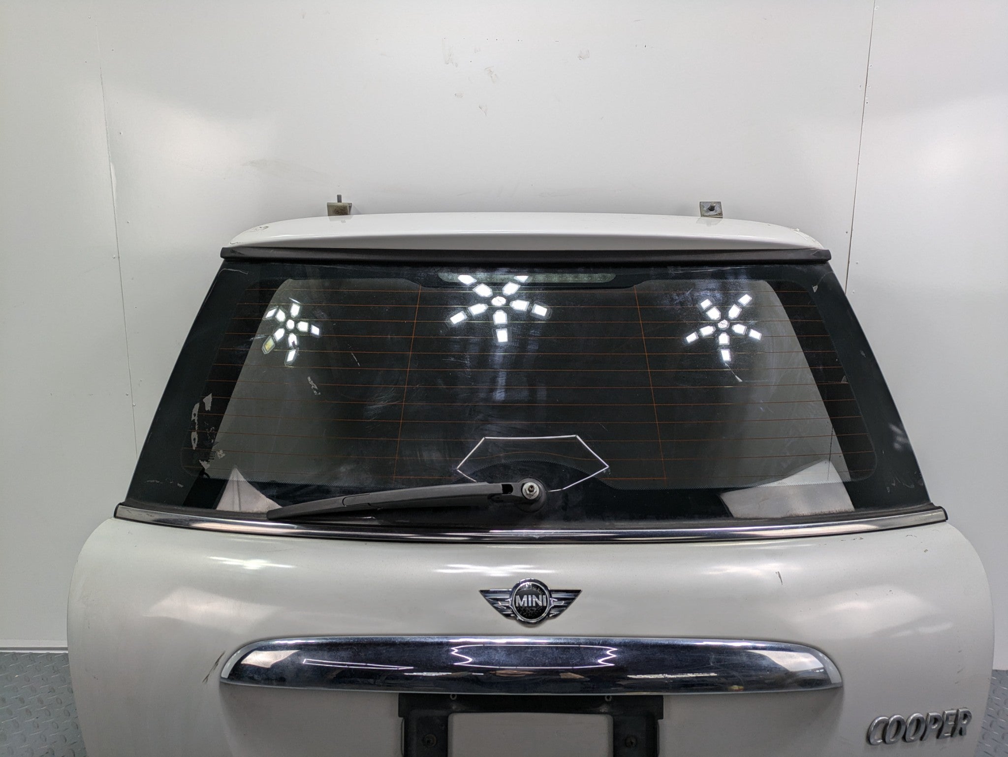 11 - 13 OEM MINI COOPER HATCHBACK REAR TRUNK TAILGATE LIFTGATE SILVER WITH GLASS