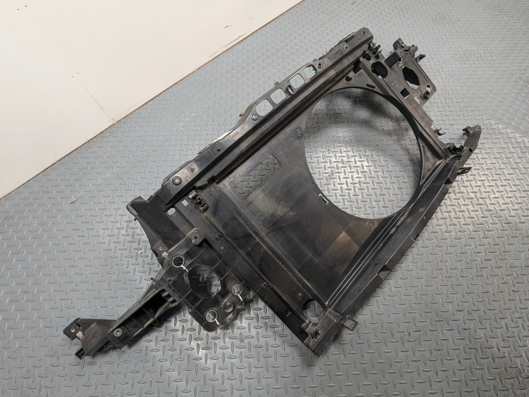 2011 - 2013 OEM MINI COOPER FRONT MAIN RADIATOR COOLER SUPPORT